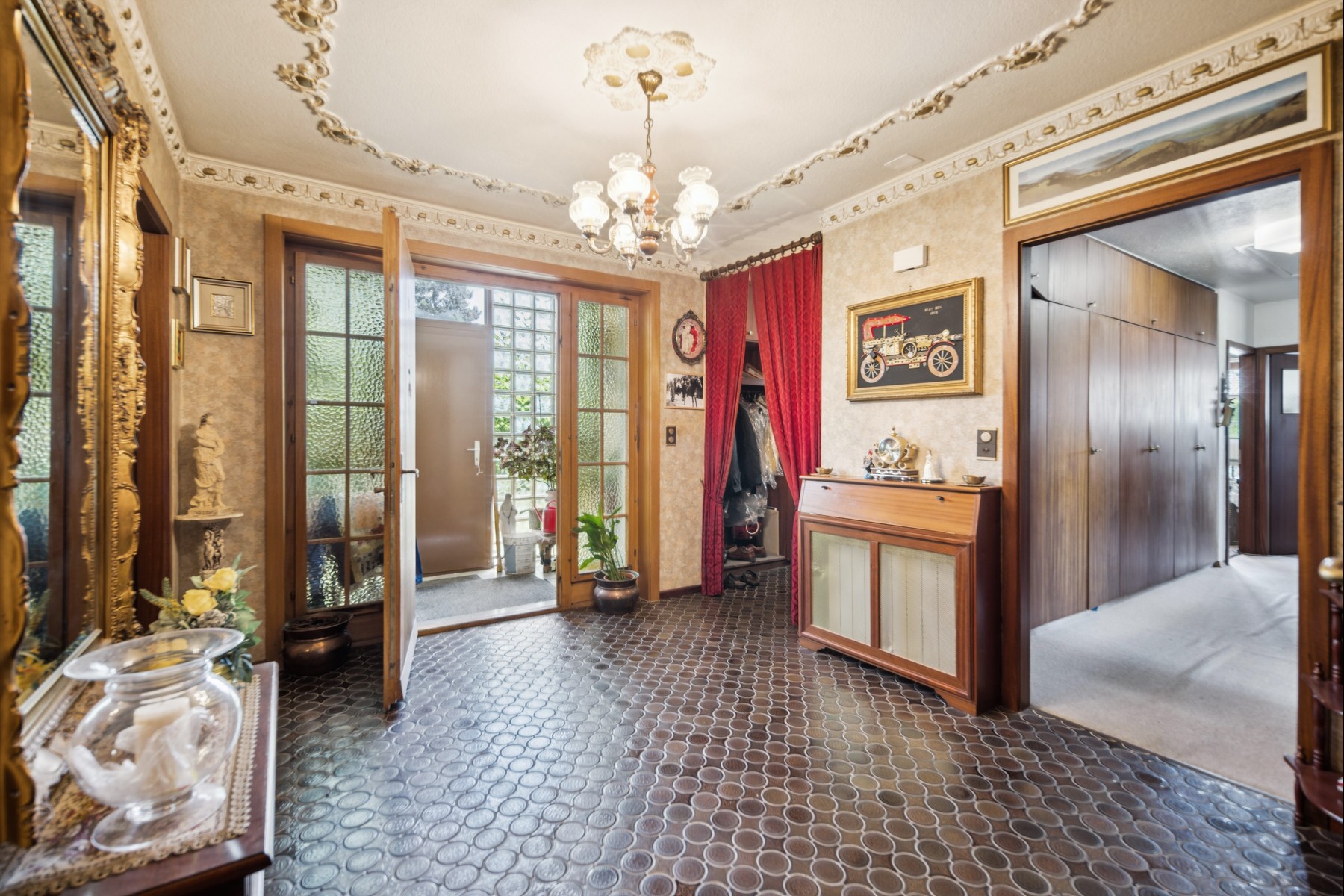  Charming family home—an investment opportunity - 物件實景