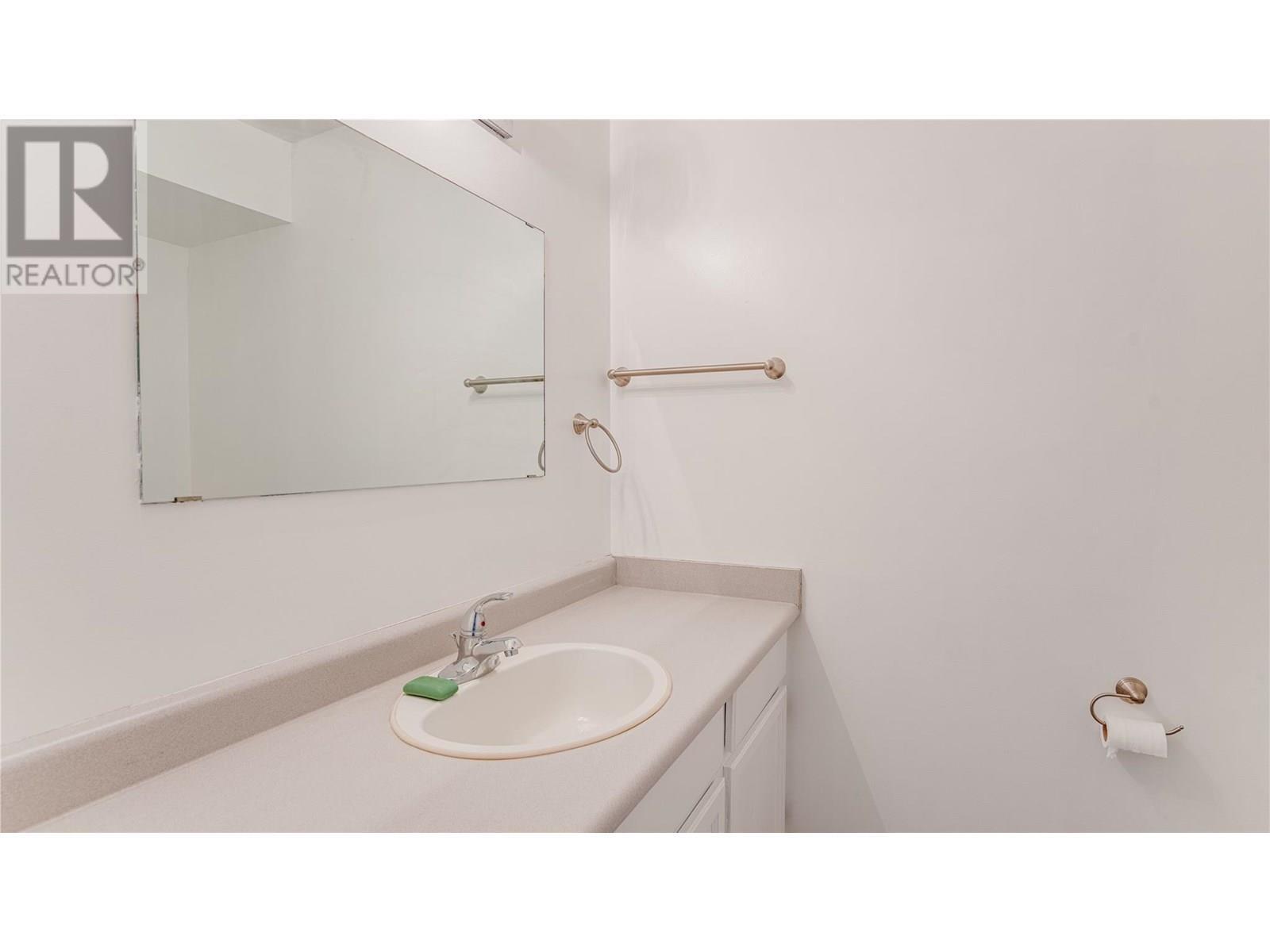 LUMBY, British Columbia, V0E 2G5, CA, 3 Bedrooms Bedrooms, ,2 BathroomsBathrooms,Residential,For Sale,1906205