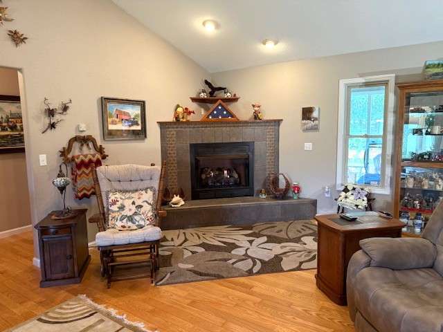 Crossville, Tennessee, 38555, United States, 4 Bedrooms Bedrooms, ,3 BathroomsBathrooms,Residential,For Sale,1887732