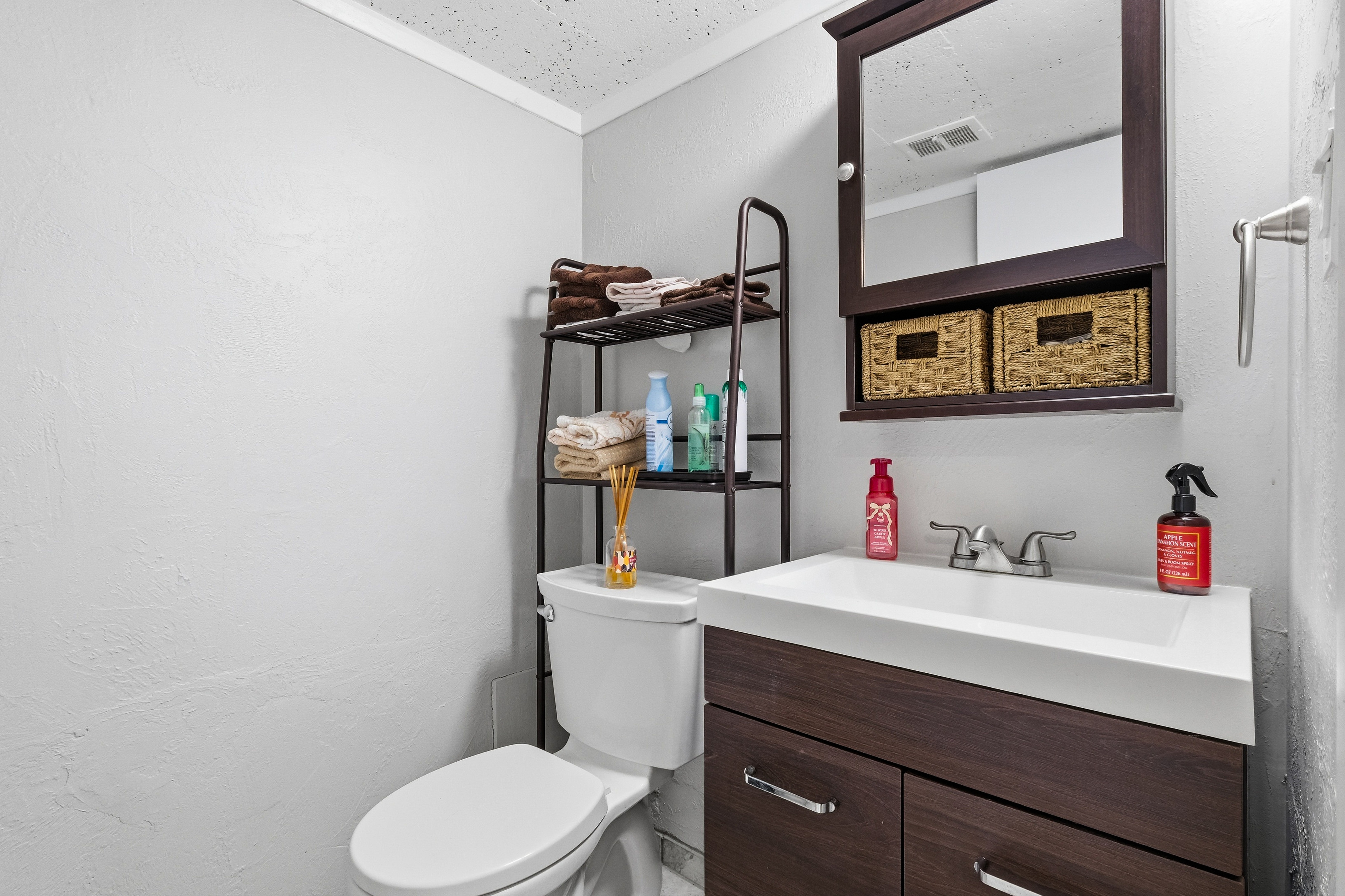  402 Glenrock Drive, Bethel Park, PA 15102 - 物件實景
