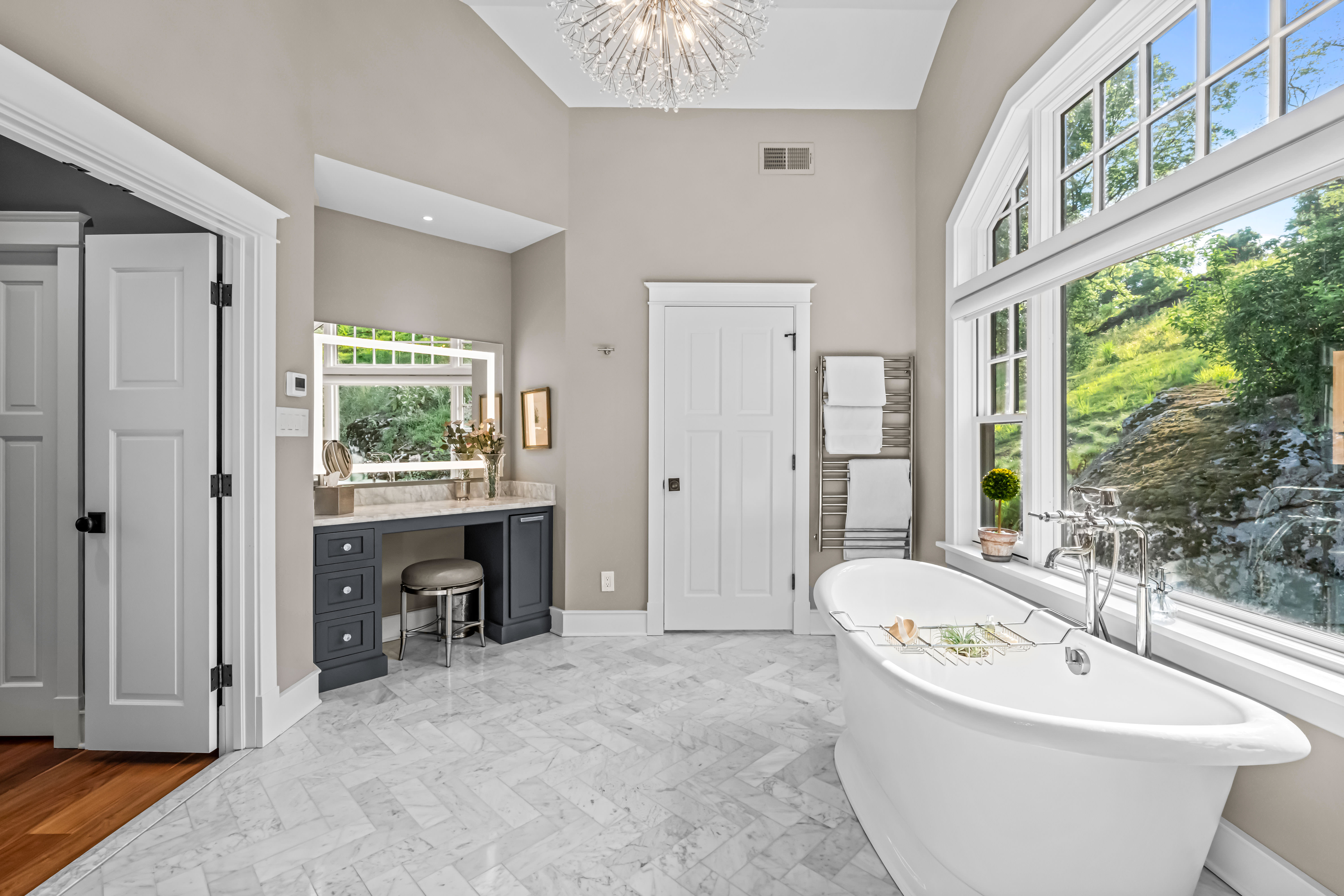  4113 & 4105 Hollow Road, Phoenixville, PA 19460 - 物件實景