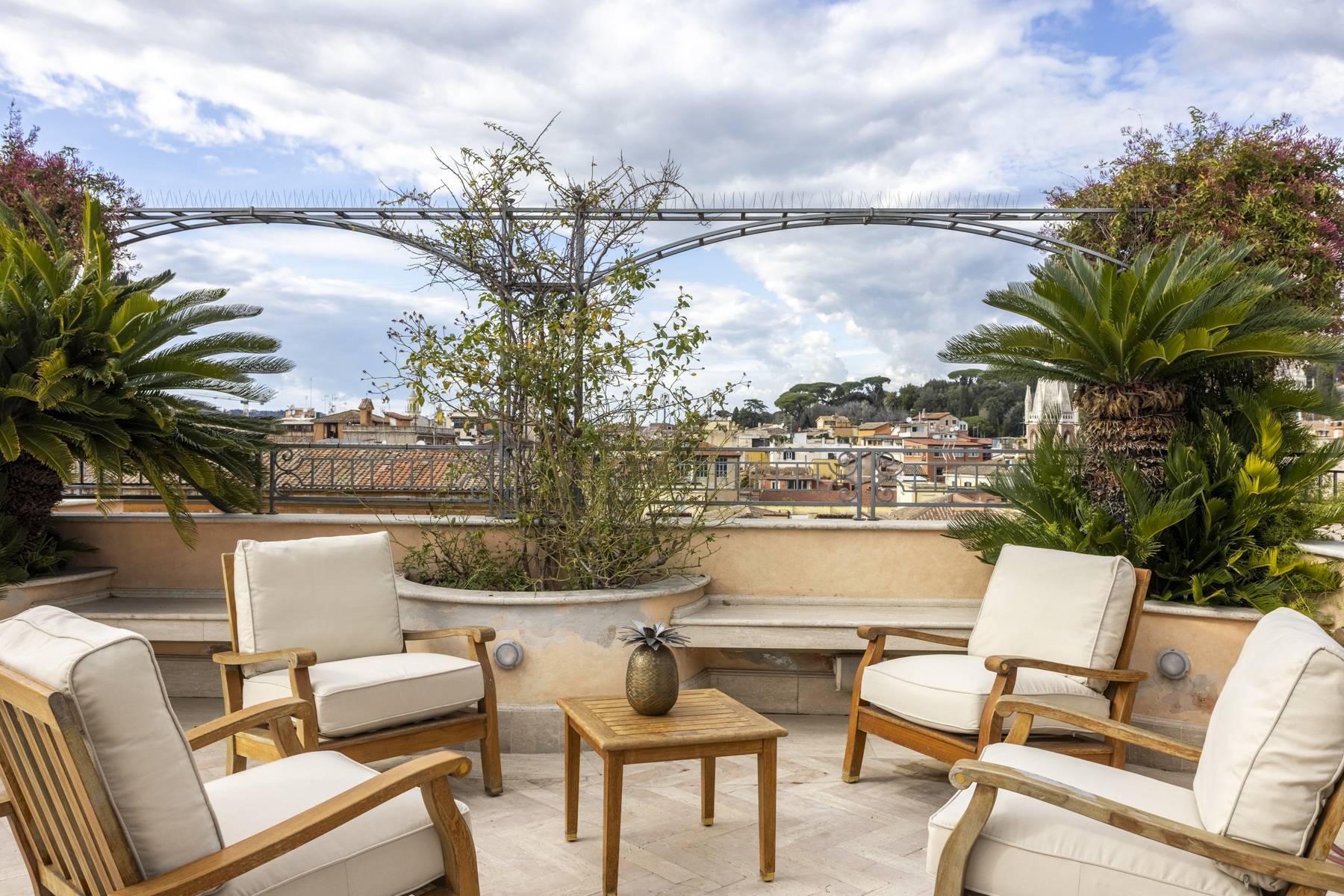 Penthouse in the iconic piazza di Spagna neighbourhood