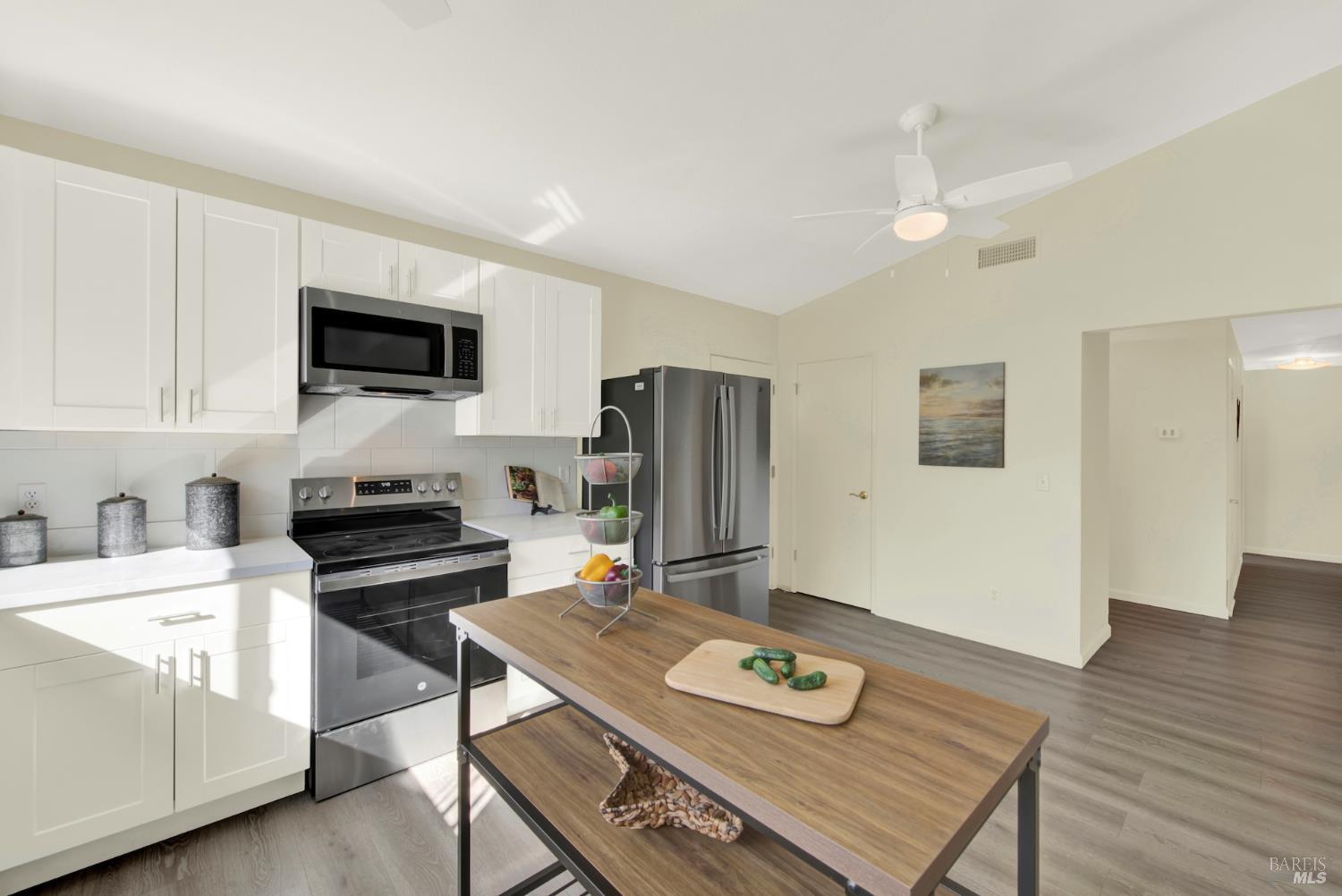 Napa, California, 94558, United States, 3 Bedrooms Bedrooms, ,2 BathroomsBathrooms,Residential,For Sale,1939926