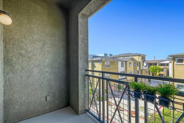San Diego, California, 92123, United States, 3 Bedrooms Bedrooms, ,3 BathroomsBathrooms,Residential,For Sale,2035286