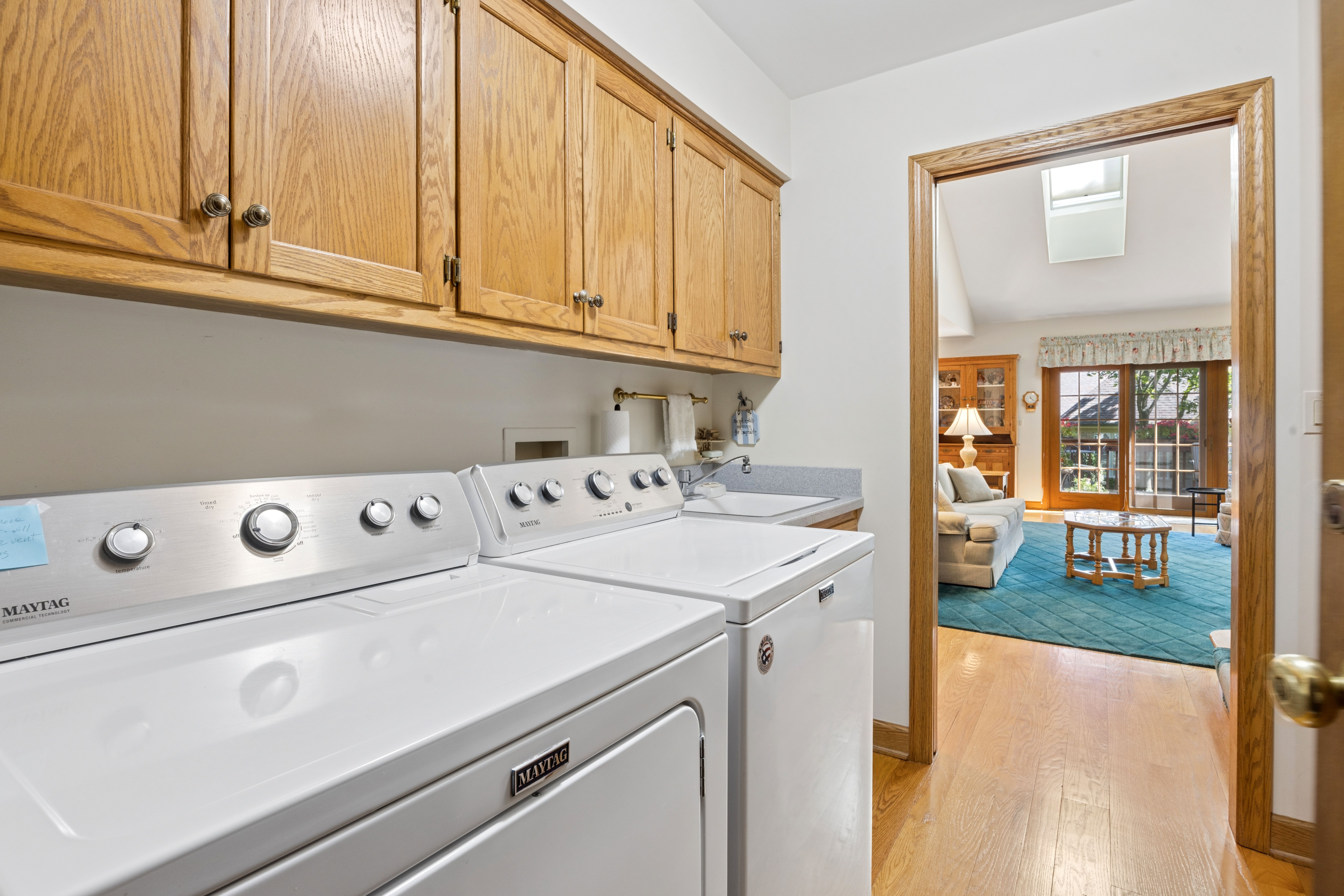  Lovely and Meticulously Maintained Townhome in Desirable Tartan Lakes - 物件實景