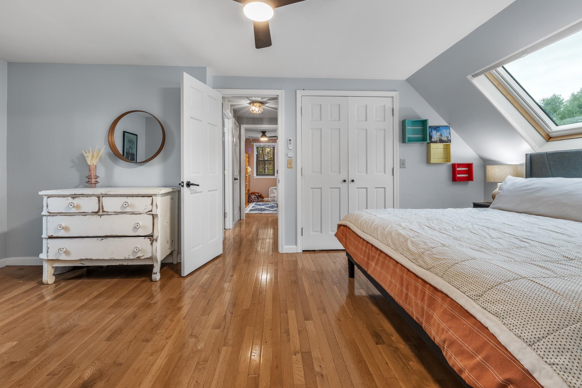 Norwich, Vermont, 05055, United States, 3 Bedrooms Bedrooms, ,2 BathroomsBathrooms,Residential,For Sale,1993017