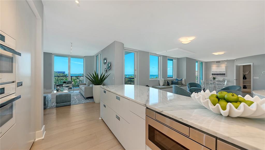 Sarasota, Florida, 34236, United States, 3 Bedrooms Bedrooms, ,4 BathroomsBathrooms,Residential,For Sale,1996968