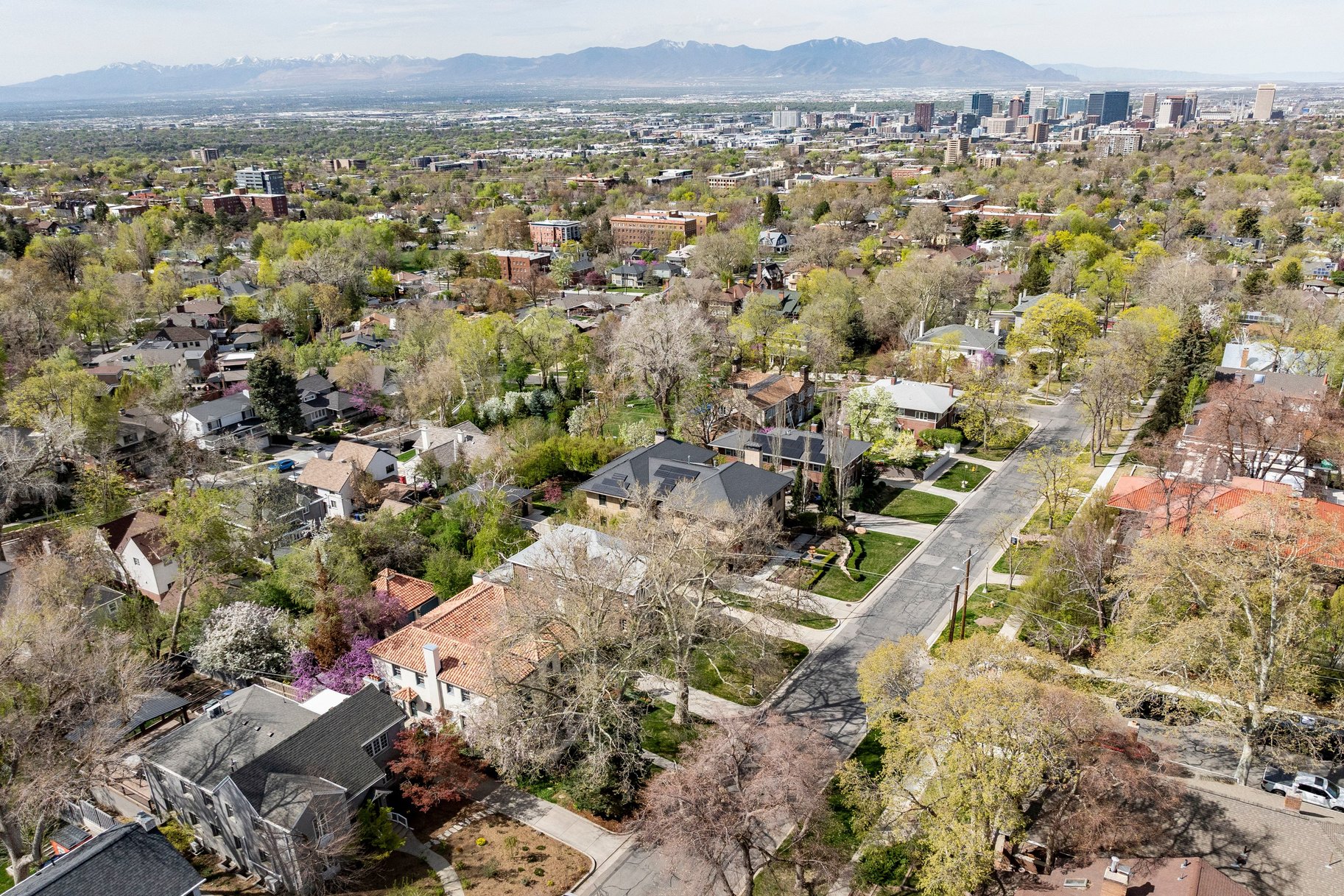  The Nels G. Hall House  Historic Spanish Colonial in Prime Federal Heights - 物件實景