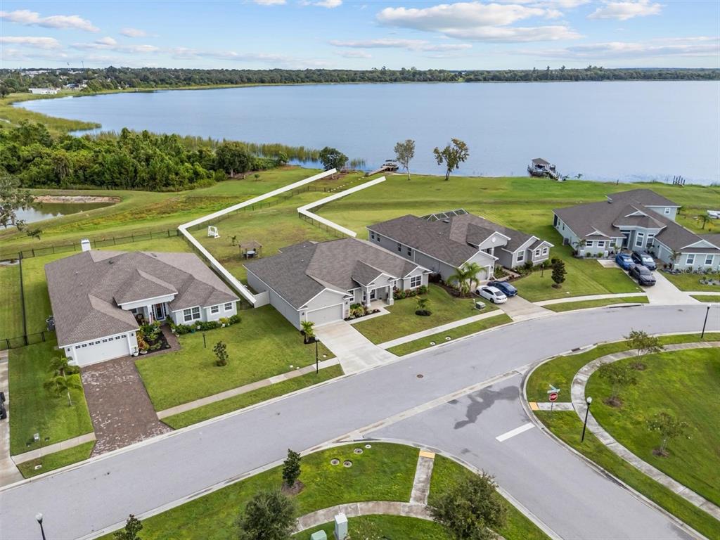 Winter Haven, Florida, 33881, United States, 4 Bedrooms Bedrooms, ,3 BathroomsBathrooms,Residential,For Sale,1957655