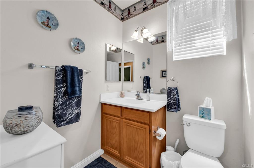 Eastvale, California, 92880, United States, 4 Bedrooms Bedrooms, ,3 BathroomsBathrooms,Residential,For Sale,1914327