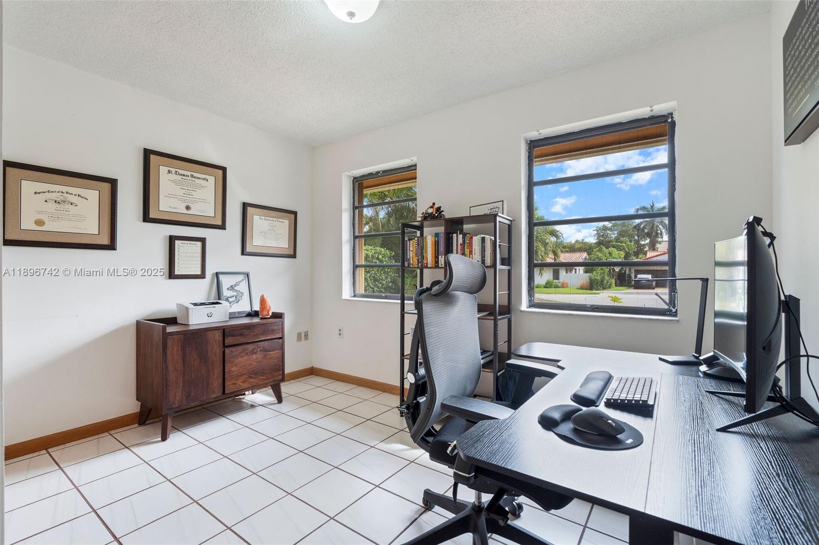 Miami, Florida, 33173, United States, 3 Bedrooms Bedrooms, ,3 BathroomsBathrooms,Residential,For Sale,1966935