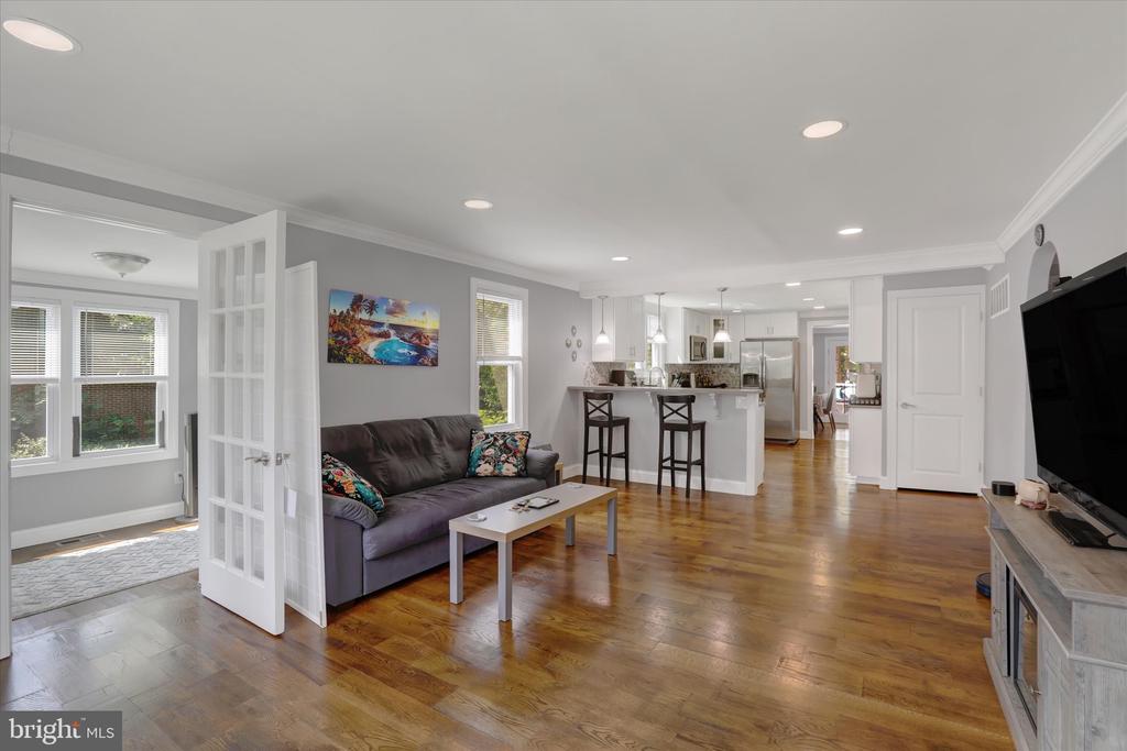 Morrisville, Pennsylvania, 19067, United States, 3 Bedrooms Bedrooms, ,2 BathroomsBathrooms,Residential,For Sale,1907404