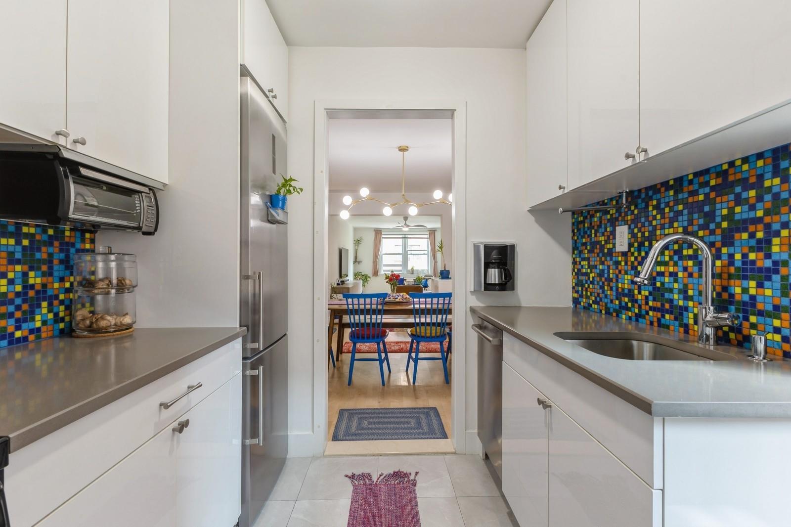 Forest Hills, New York, 11375, United States, 2 Bedrooms Bedrooms, ,2 BathroomsBathrooms,Residential,For Sale,1905946