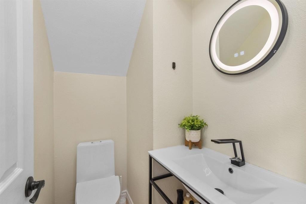 Chula Vista, California, 91911, United States, 2 Bedrooms Bedrooms, ,2 BathroomsBathrooms,Residential,For Sale,1712763