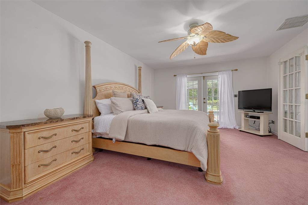 Tampa, Florida, 33626, United States, 5 Bedrooms Bedrooms, ,3 BathroomsBathrooms,Residential,For Sale,1941740