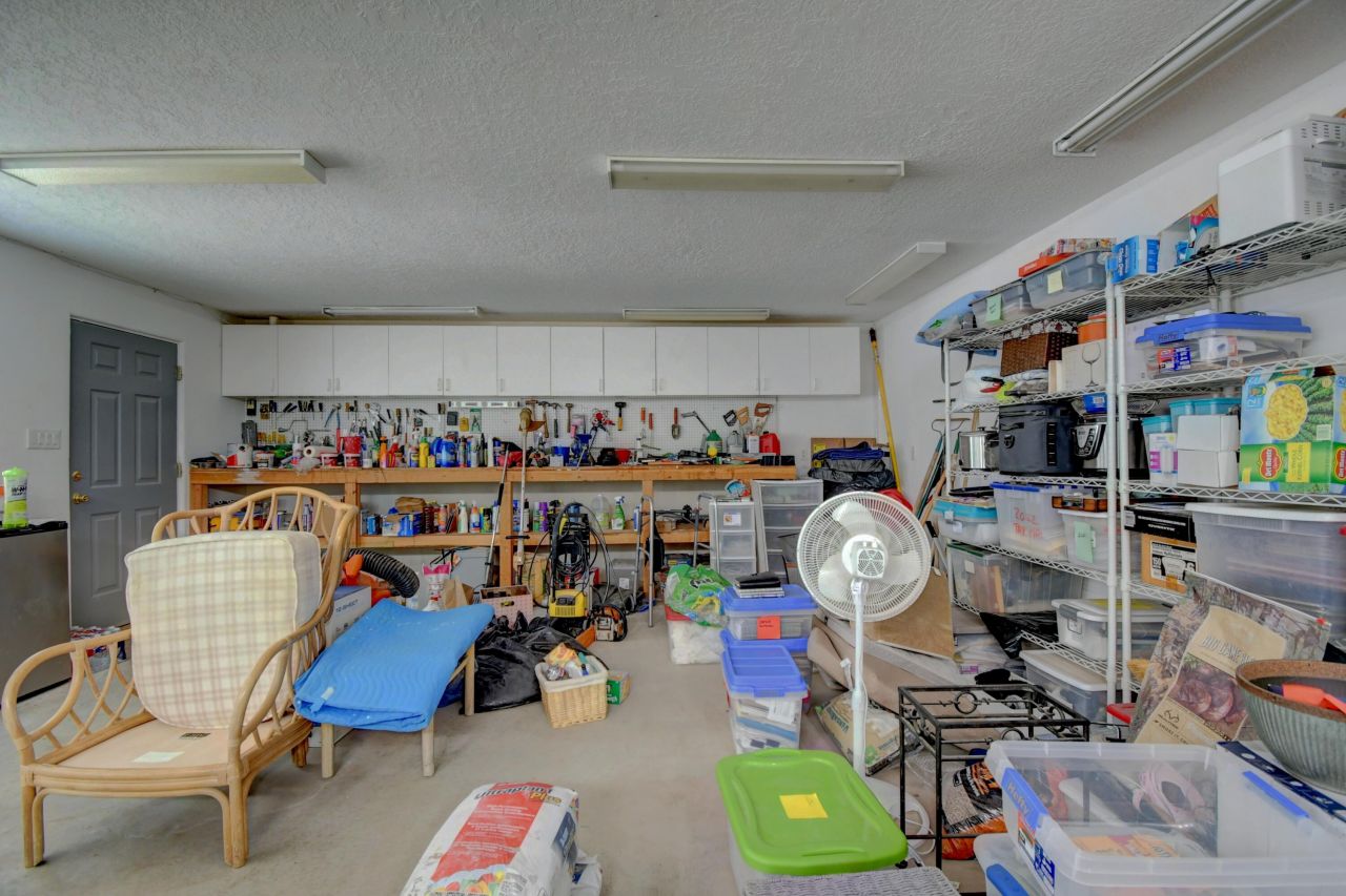 Edgewood, New Mexico, 87015, United States, 3 Bedrooms Bedrooms, ,2 BathroomsBathrooms,Residential,For Sale,1890562