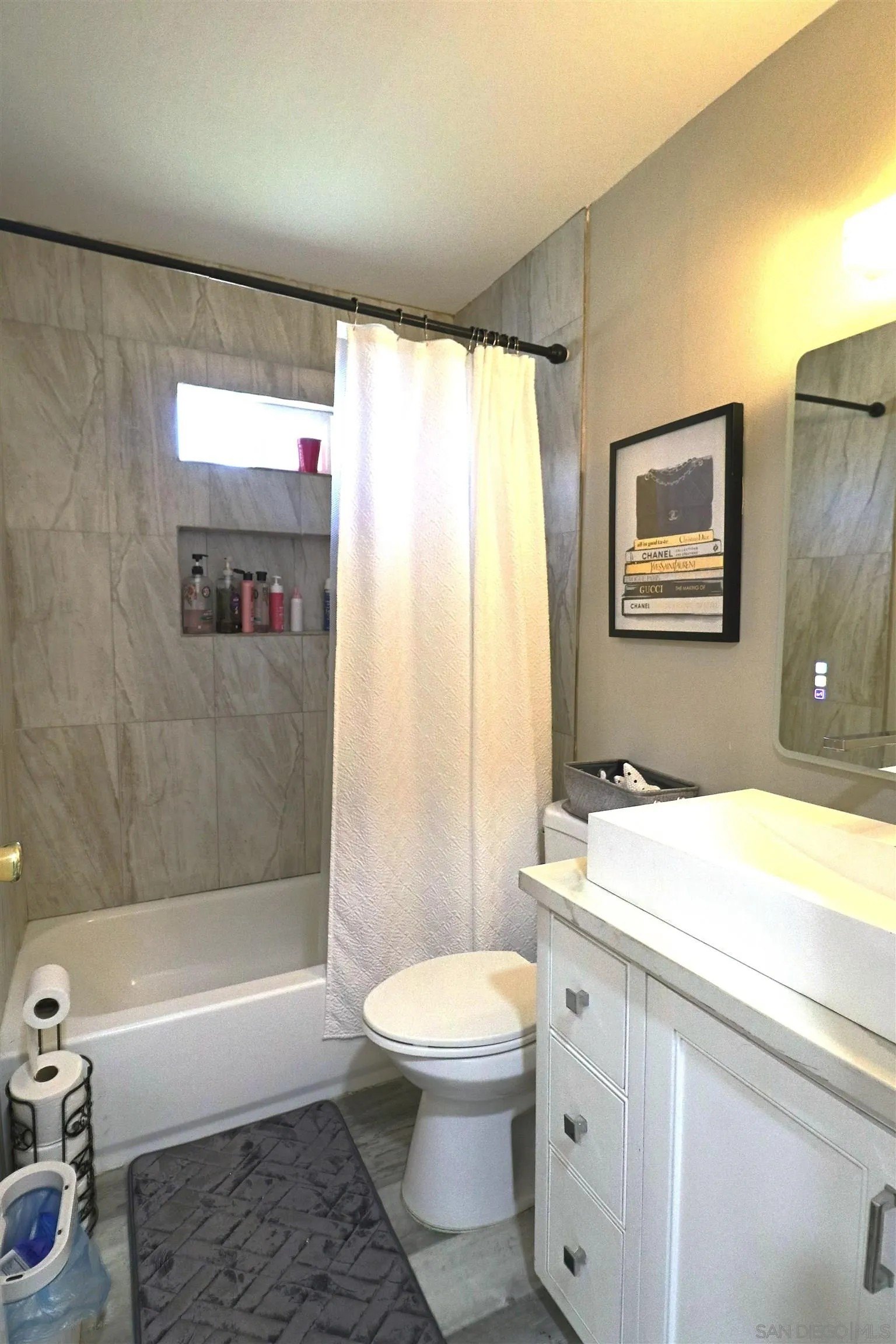 Chula Vista, California, 91911, United States, 3 Bedrooms Bedrooms, ,2 BathroomsBathrooms,Residential,For Sale,1901395
