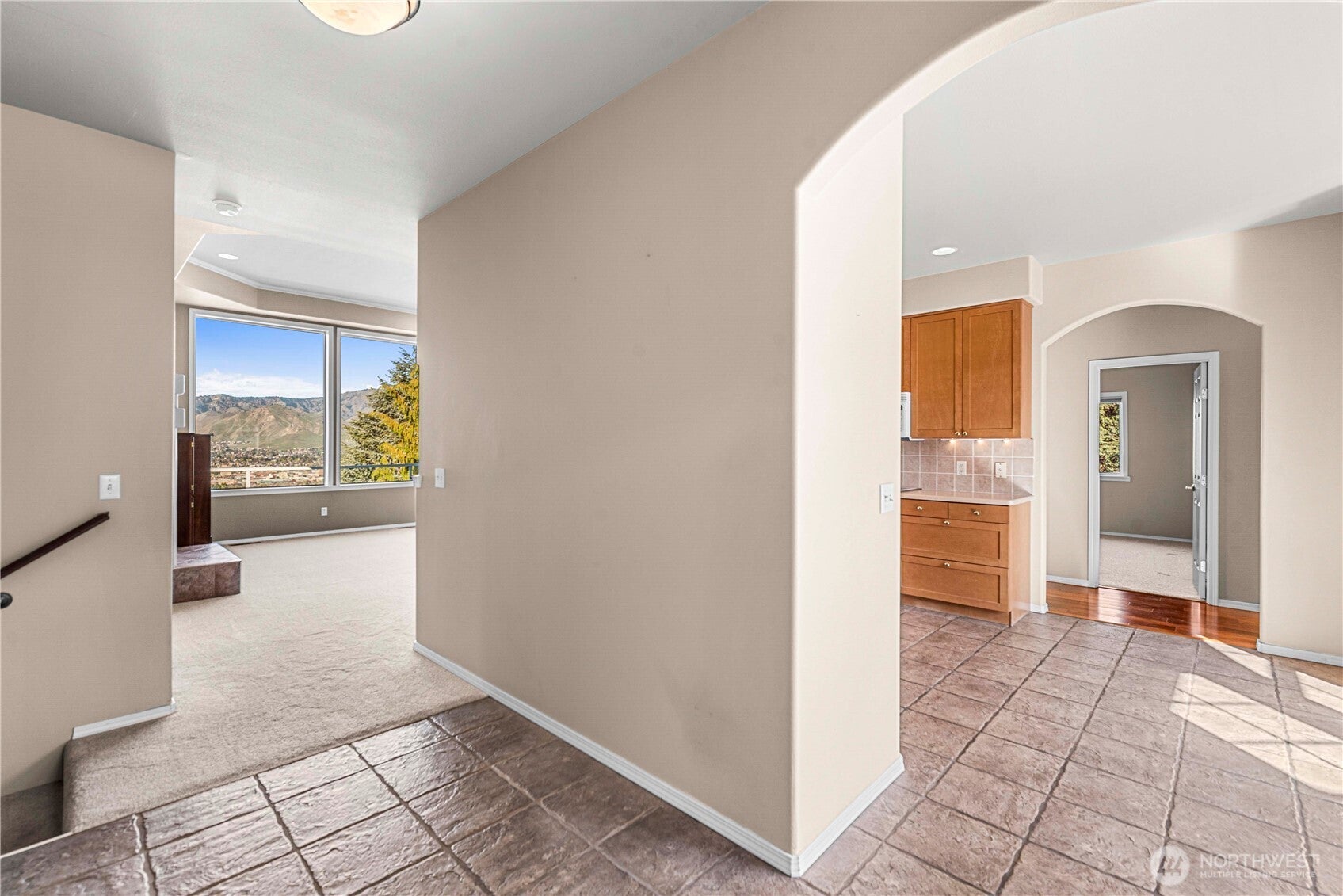 East Wenatchee, Washington, 98802, United States, 4 Bedrooms Bedrooms, ,3 BathroomsBathrooms,Residential,For Sale,1818465