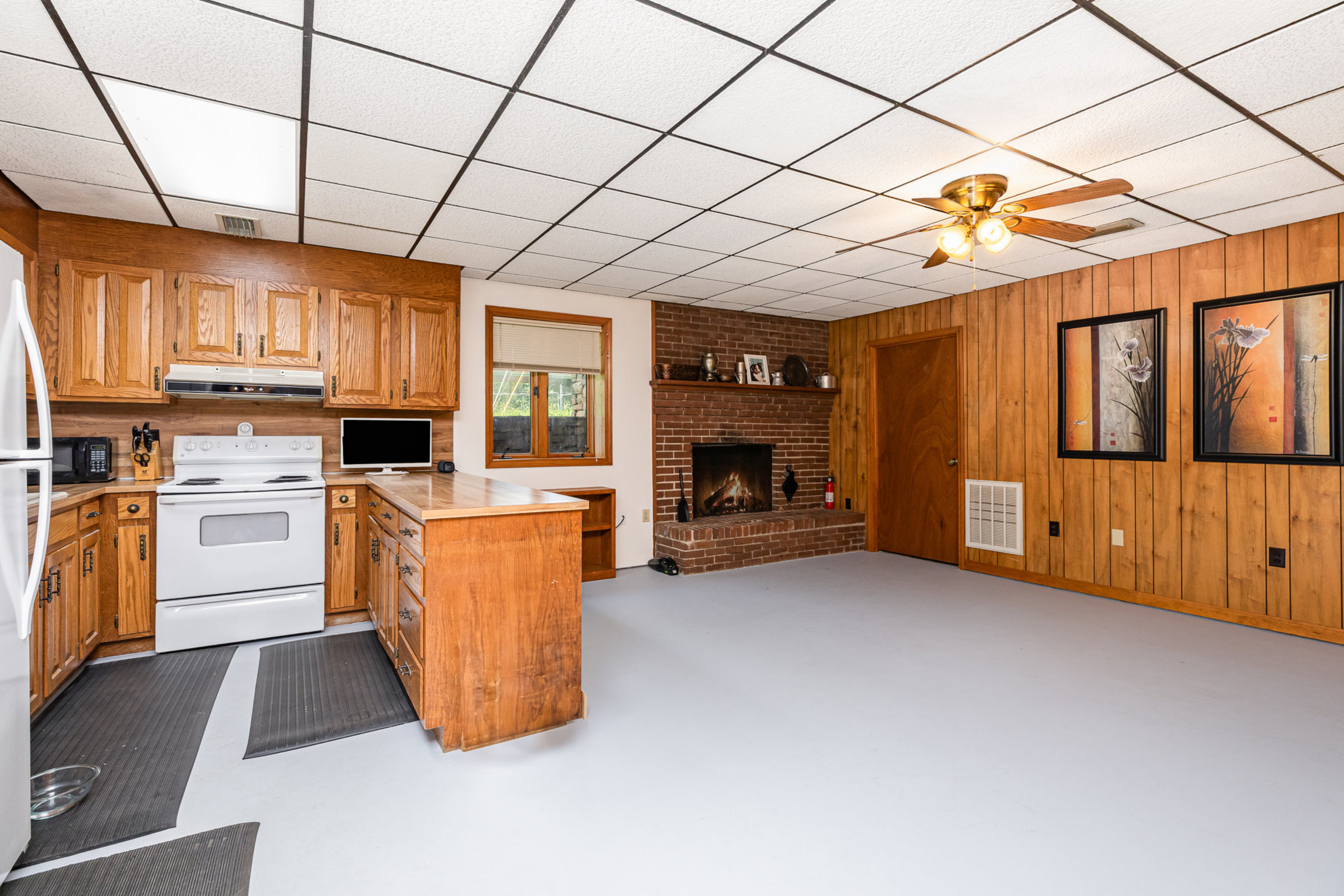 Troutman, North Carolina, 28166, United States, 2 Bedrooms Bedrooms, ,4 BathroomsBathrooms,Residential,For Sale,1900736