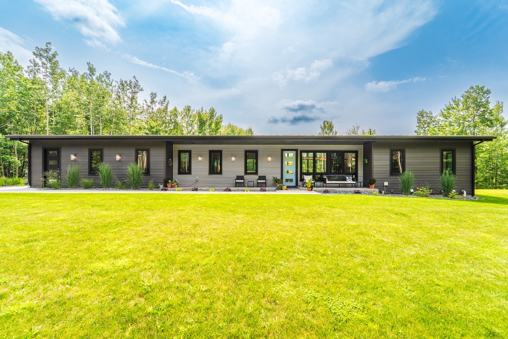 Medford, Wisconsin, 54451, United States, 3 Bedrooms Bedrooms, ,3 BathroomsBathrooms,Residential,For Sale,1913449