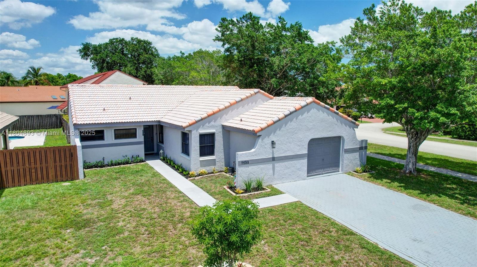 Cooper City, Florida, 33026, United States, 3 Bedrooms Bedrooms, ,2 BathroomsBathrooms,Residential,For Sale,1827965