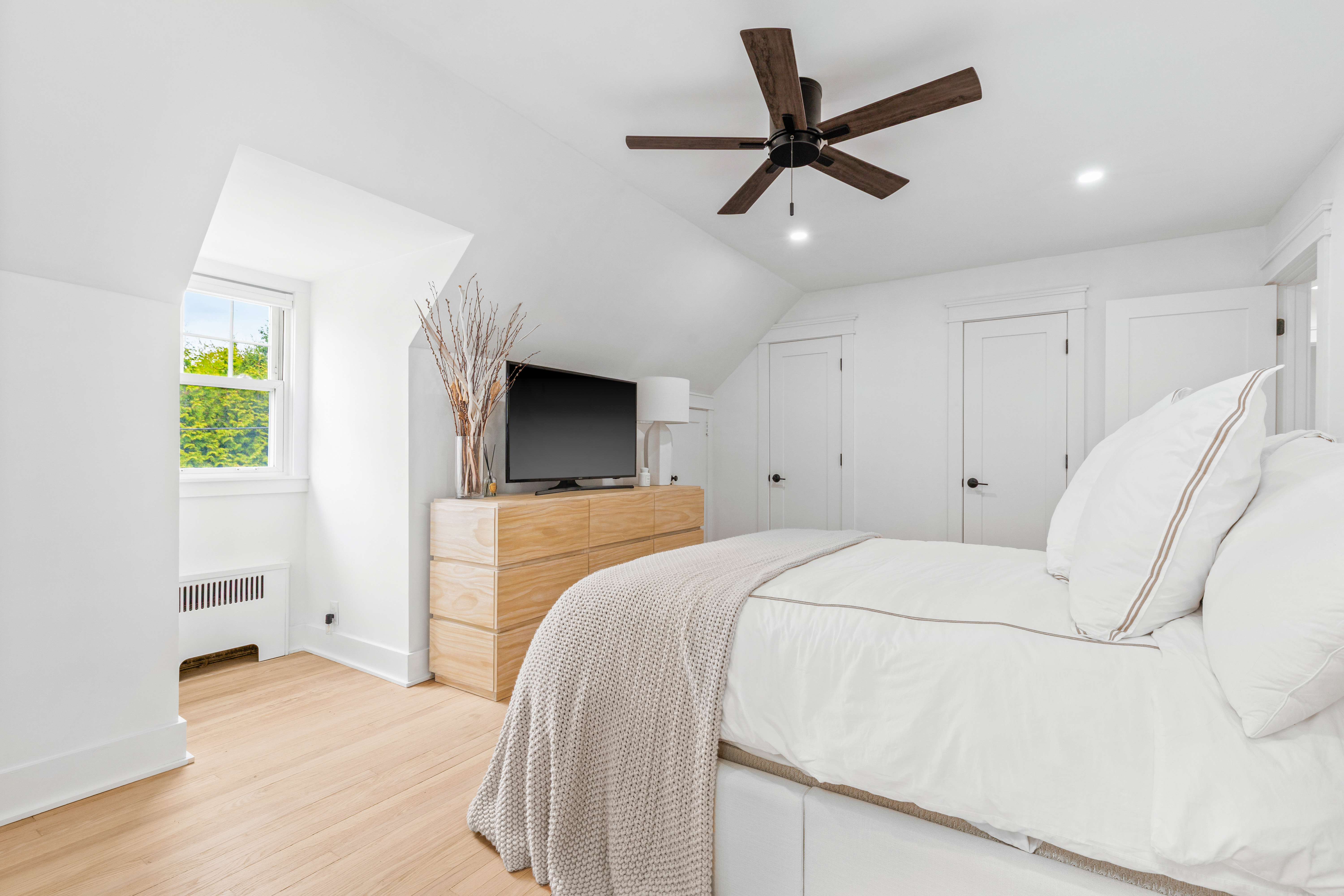  Delightful, Move-In Ready Colonial - 物件實景