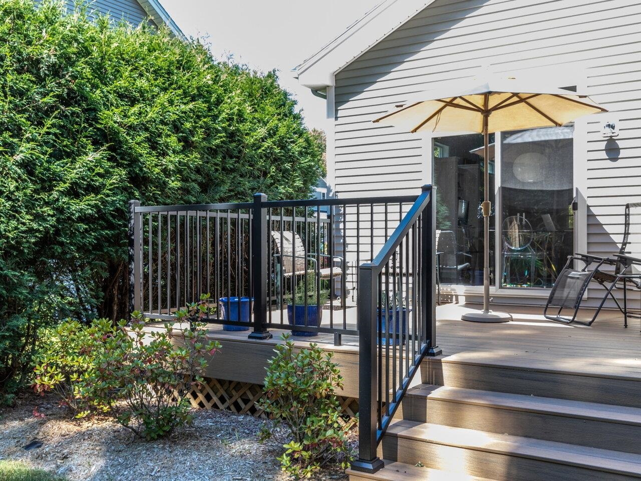 Burlington, Vermont, 05401, United States, 2 Bedrooms Bedrooms, ,2 BathroomsBathrooms,Residential,For Sale,1927206