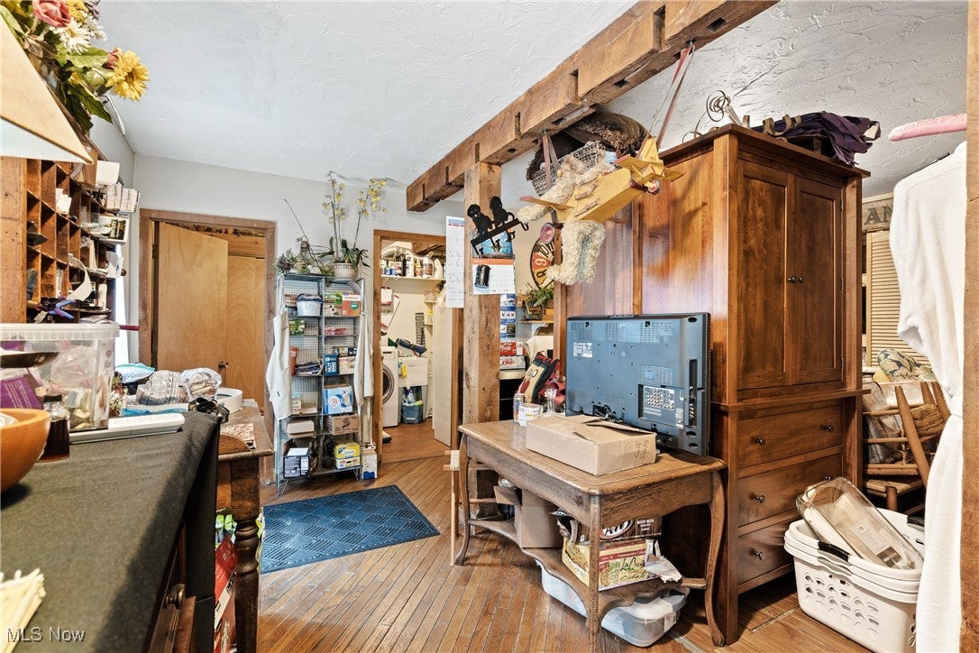 Cleveland, Ohio, 44113, United States, 3 Bedrooms Bedrooms, ,4 BathroomsBathrooms,Residential,For Sale,1984065