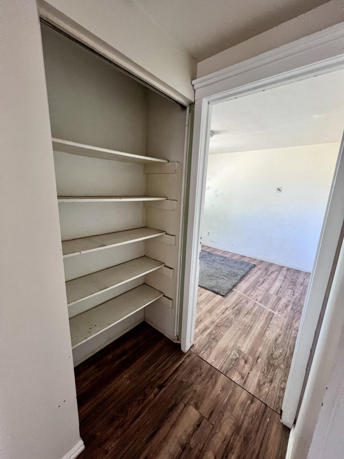 Greenville, Utah, 84731, United States, 5 Bedrooms Bedrooms, ,2 BathroomsBathrooms,Residential,For Sale,1978294