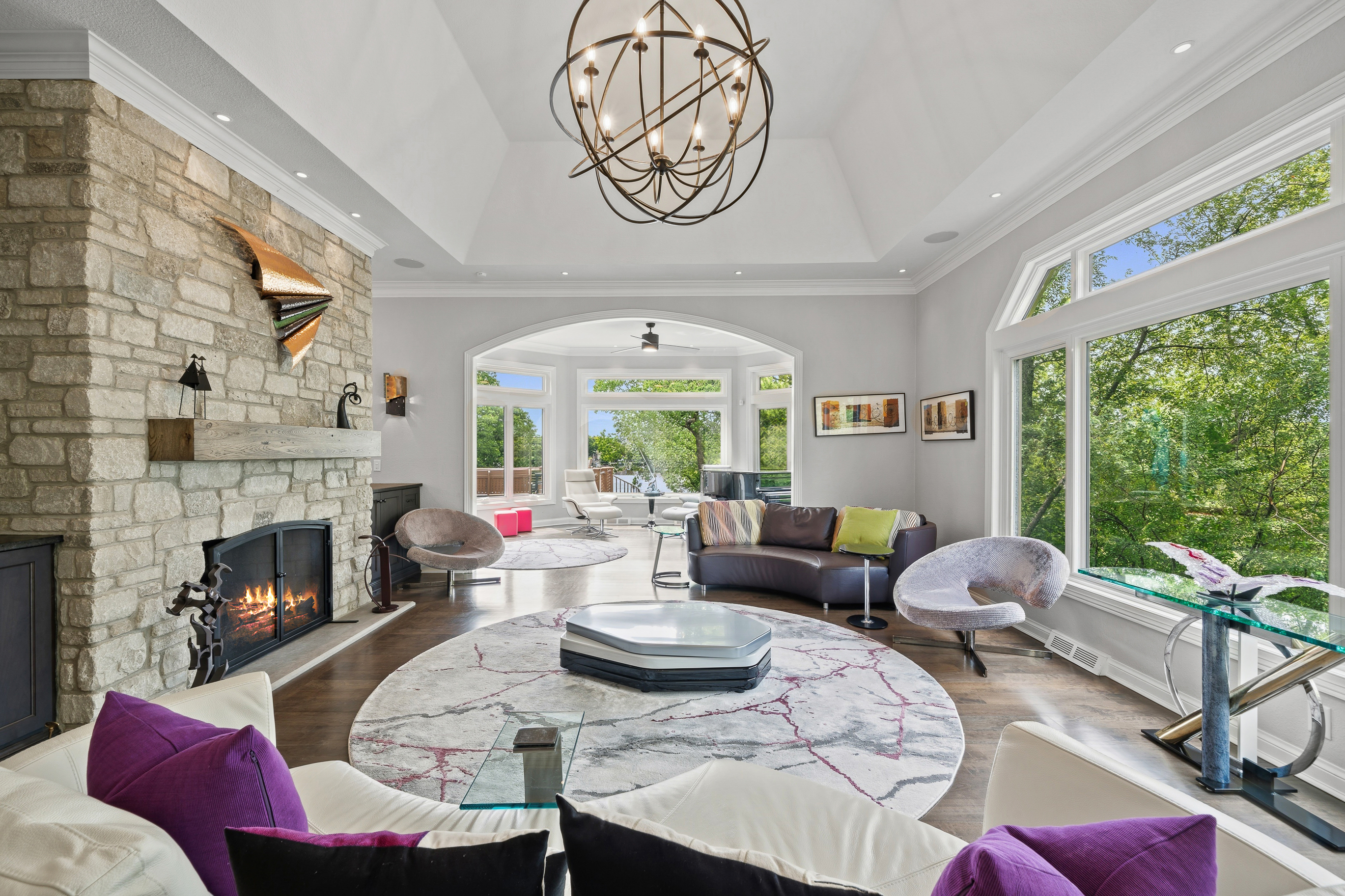  The Pinnacle of Luxury Living: 2.3-Acre Private Tichigan Lake Estate - 物件實景