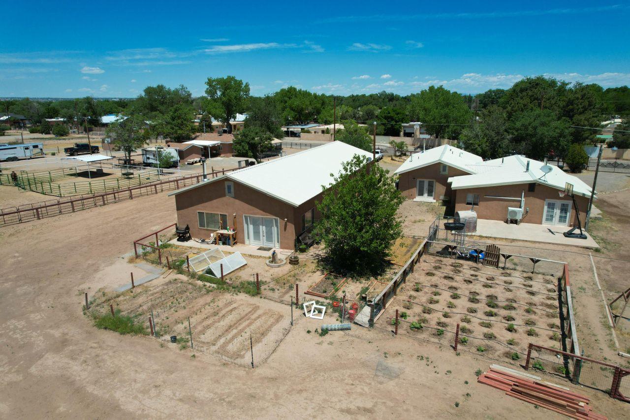 Los Ranchos, New Mexico, 87114, United States, 4 Bedrooms Bedrooms, ,5 BathroomsBathrooms,Residential,For Sale,1720943