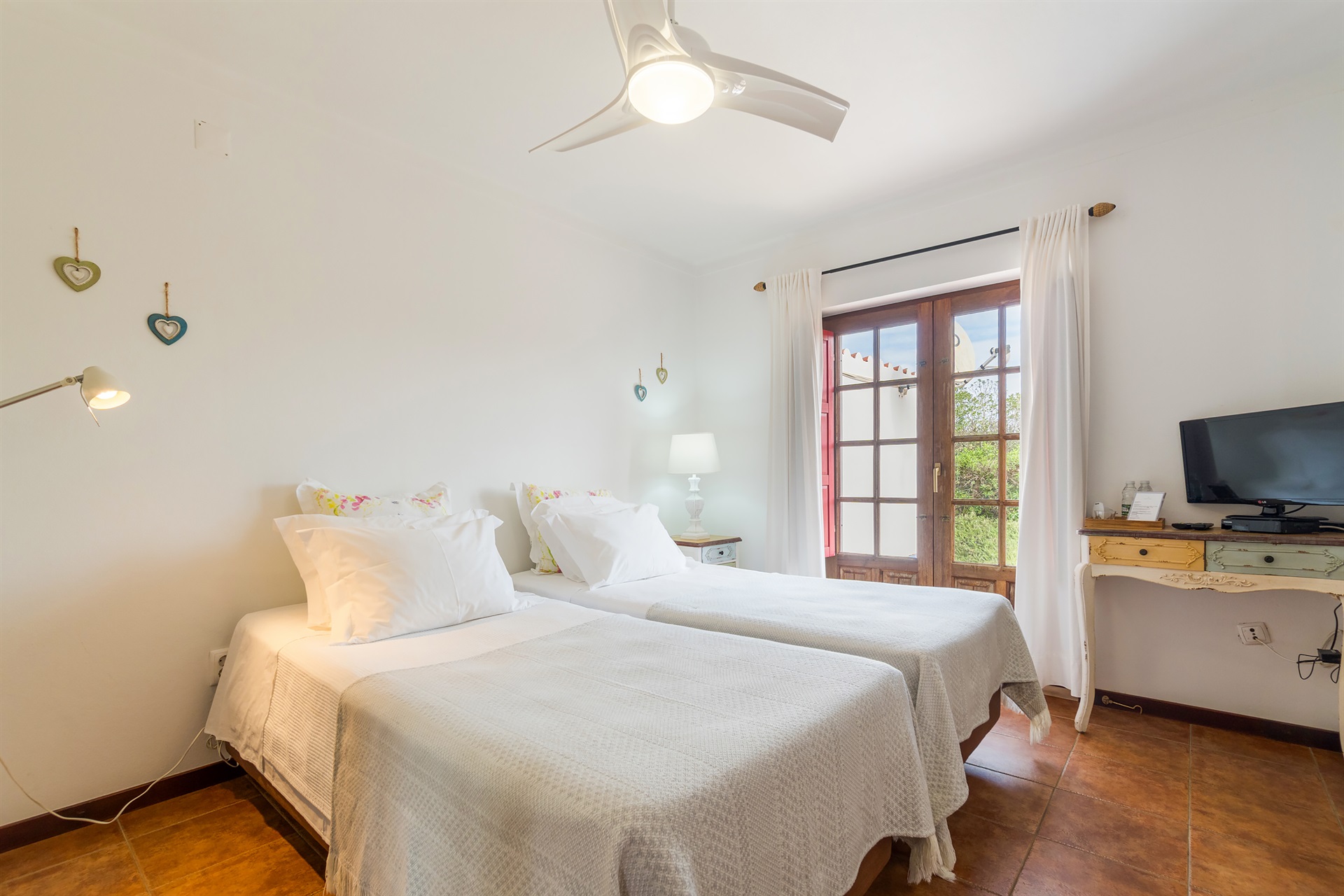  Farm, 8 bedrooms, for Sale - 物件實景