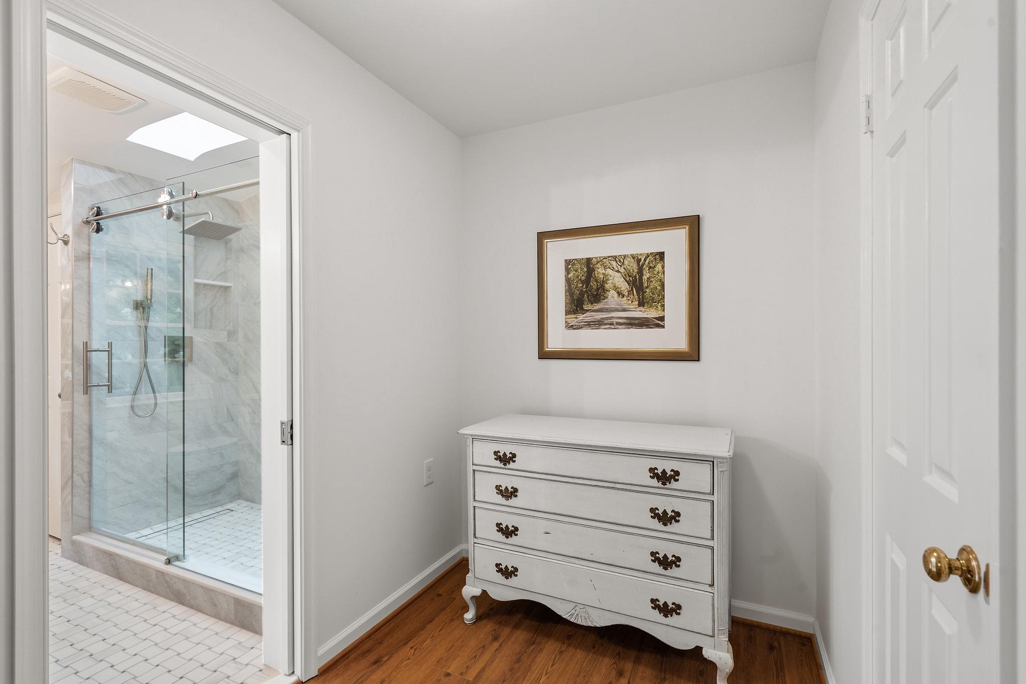  210 Falcon Ridge Road, Great Falls, VA, 22066 - 物件實景