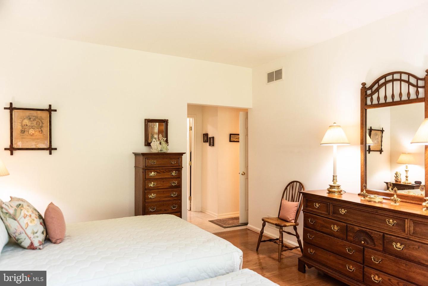 Hershey, Pennsylvania, 17033, United States, 2 Bedrooms Bedrooms, ,3 BathroomsBathrooms,Residential,For Sale,1933018