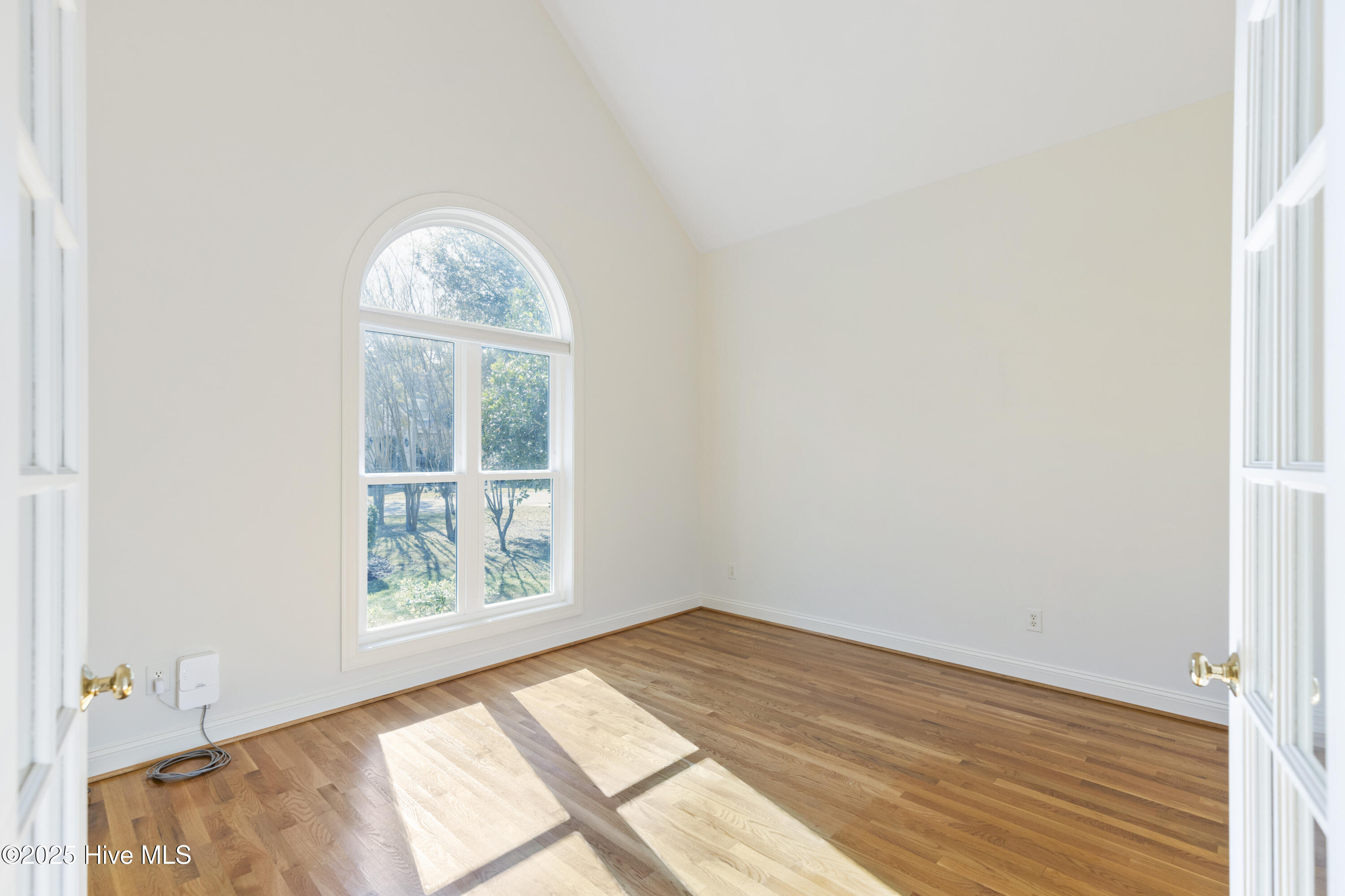 Wilmington, North Carolina, 28409, United States, 4 Bedrooms Bedrooms, ,4 BathroomsBathrooms,Residential,For Sale,1991062