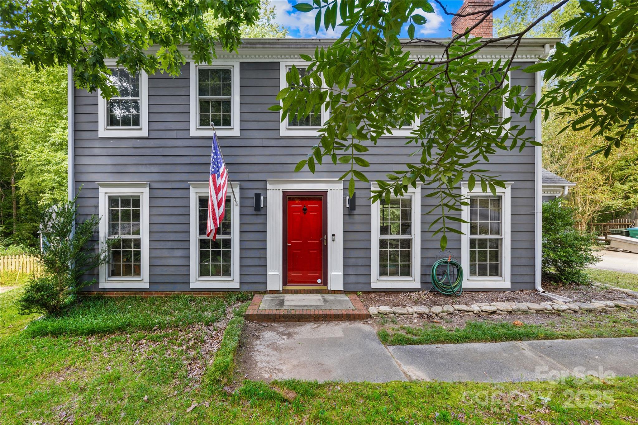 Matthews, North Carolina, 28105, United States, 3 Bedrooms Bedrooms, ,3 BathroomsBathrooms,Residential,For Sale,1948872
