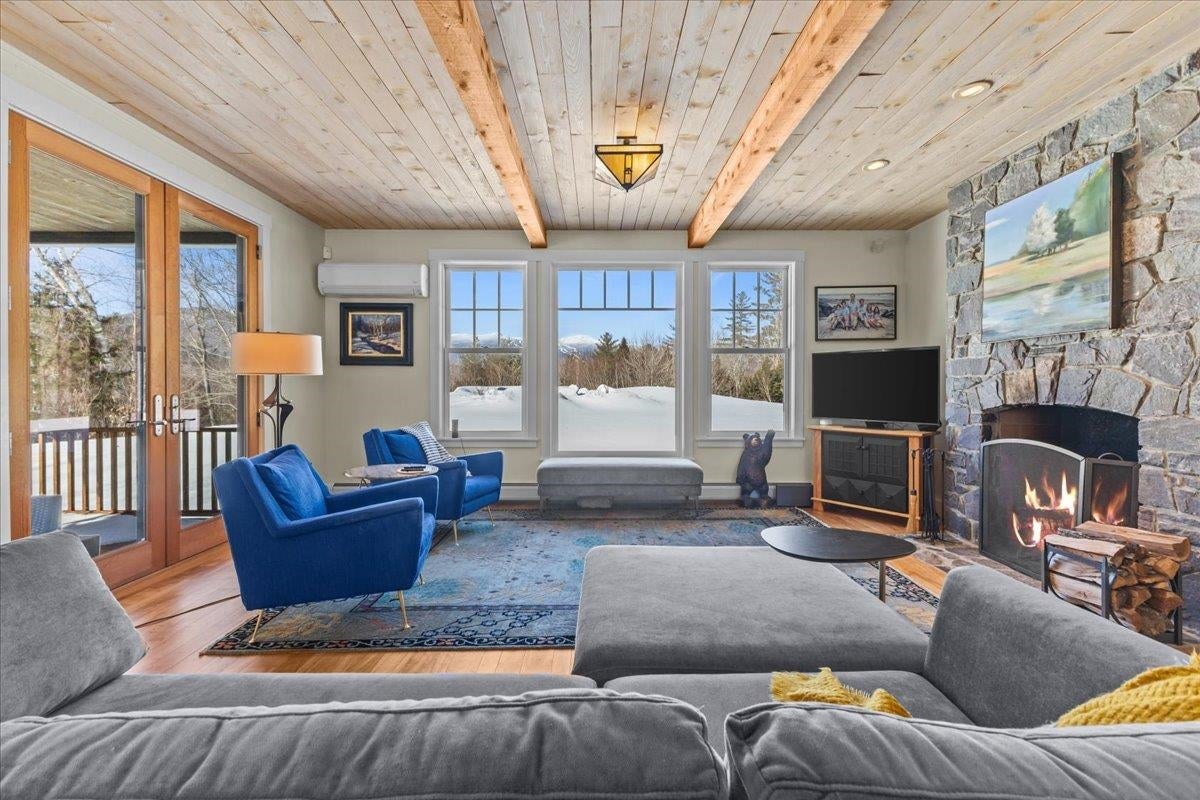 Stowe, Vermont, 05672, United States, 4 Bedrooms Bedrooms, ,3 BathroomsBathrooms,Residential,For Sale,1751990