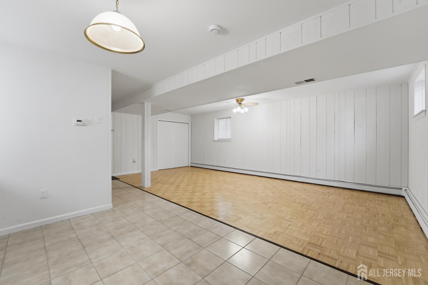 Bayonne, New Jersey, 07002, United States, ,Residential,For Sale,1992894