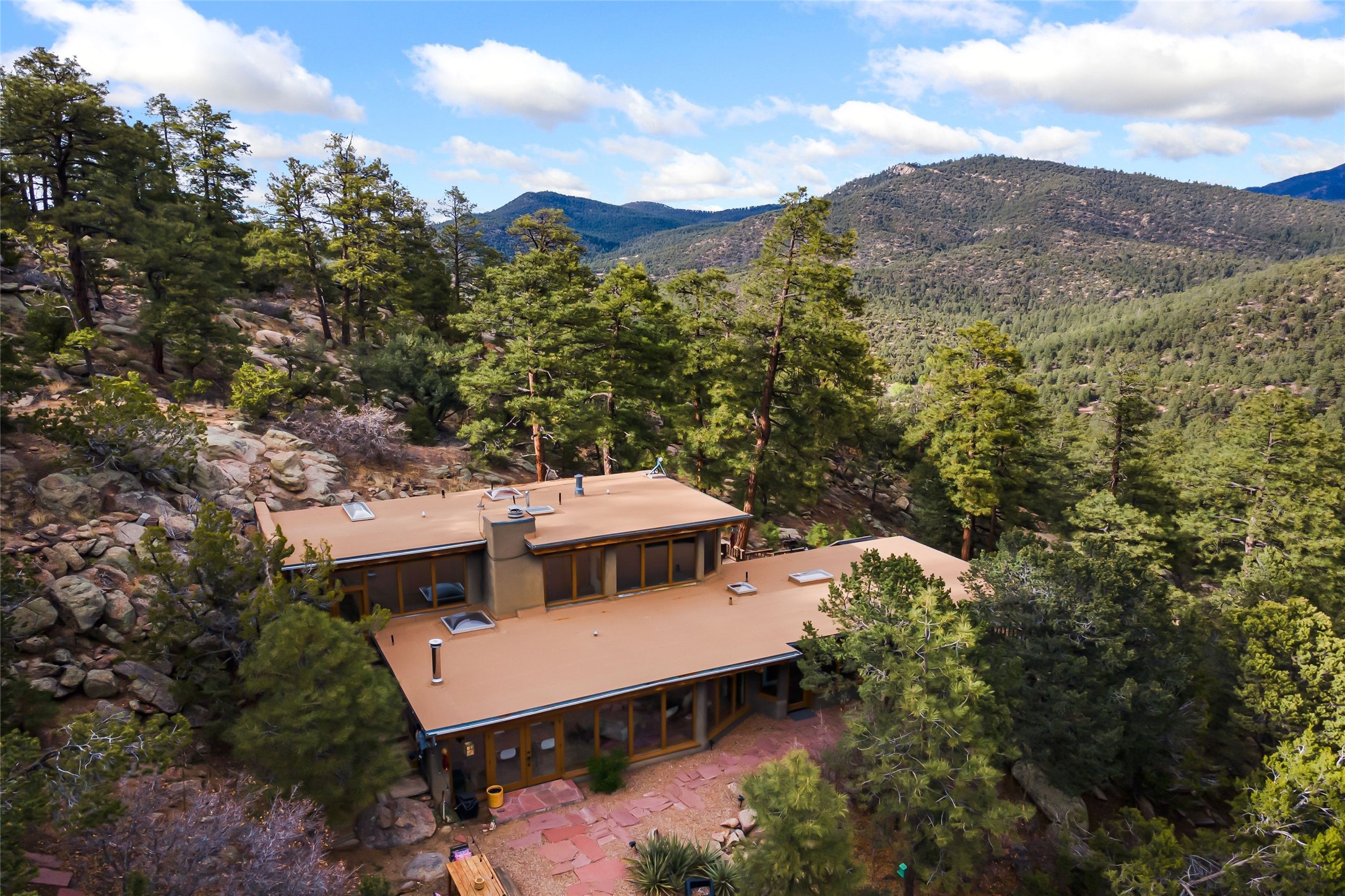  57 Mountain Top Rd - 物件實景