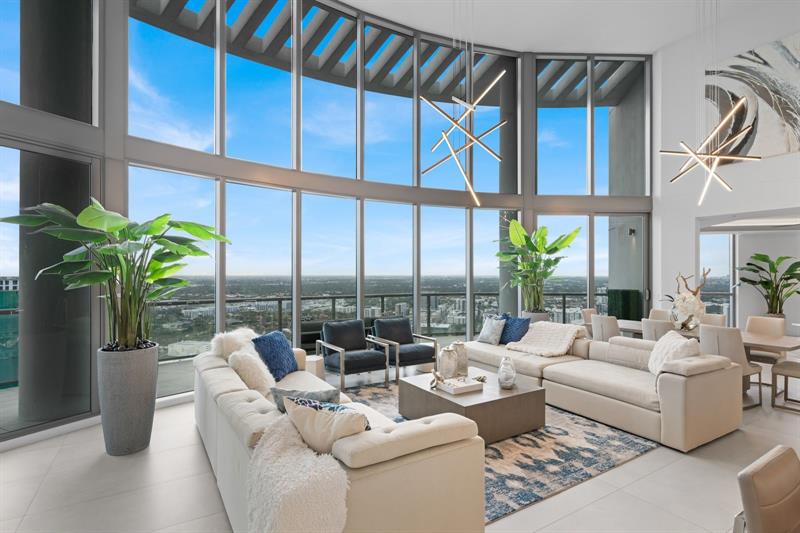 Fort Lauderdale, Florida, 33301, United States, 5 Bedrooms Bedrooms, ,7 BathroomsBathrooms,Residential,For Sale,1940975