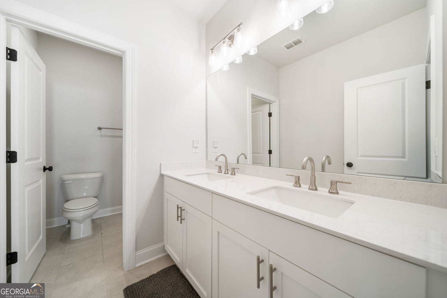 Buford, Georgia, 30518, United States, 5 Bedrooms Bedrooms, ,3 BathroomsBathrooms,Residential,For Sale,2006599