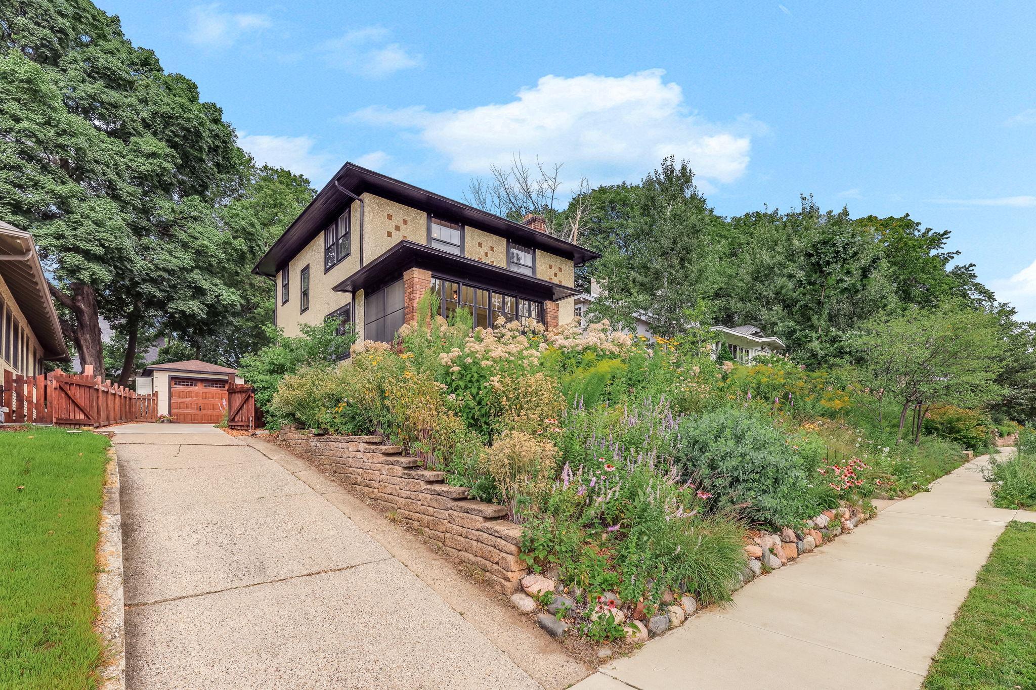 Minneapolis, Minnesota, 55419, United States, 3 Bedrooms Bedrooms, ,1 BathroomBathrooms,Residential,For Sale,1941654