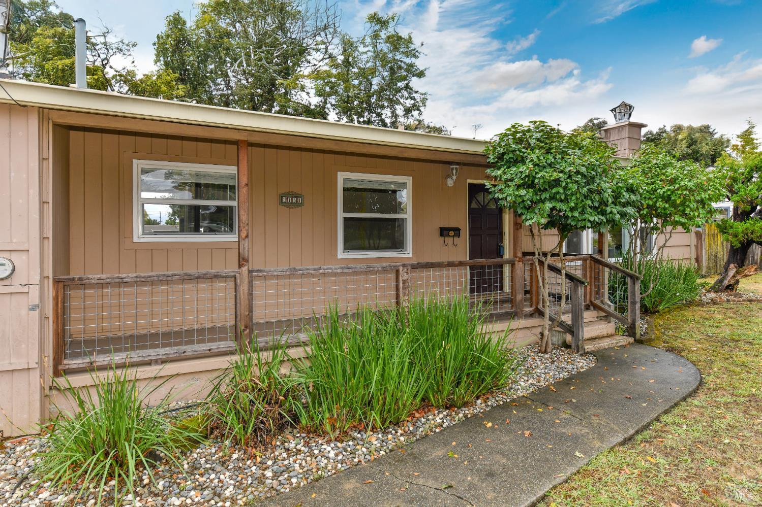 Napa, California, 94558, United States, 3 Bedrooms Bedrooms, ,1 BathroomBathrooms,Residential,For Sale,1988098