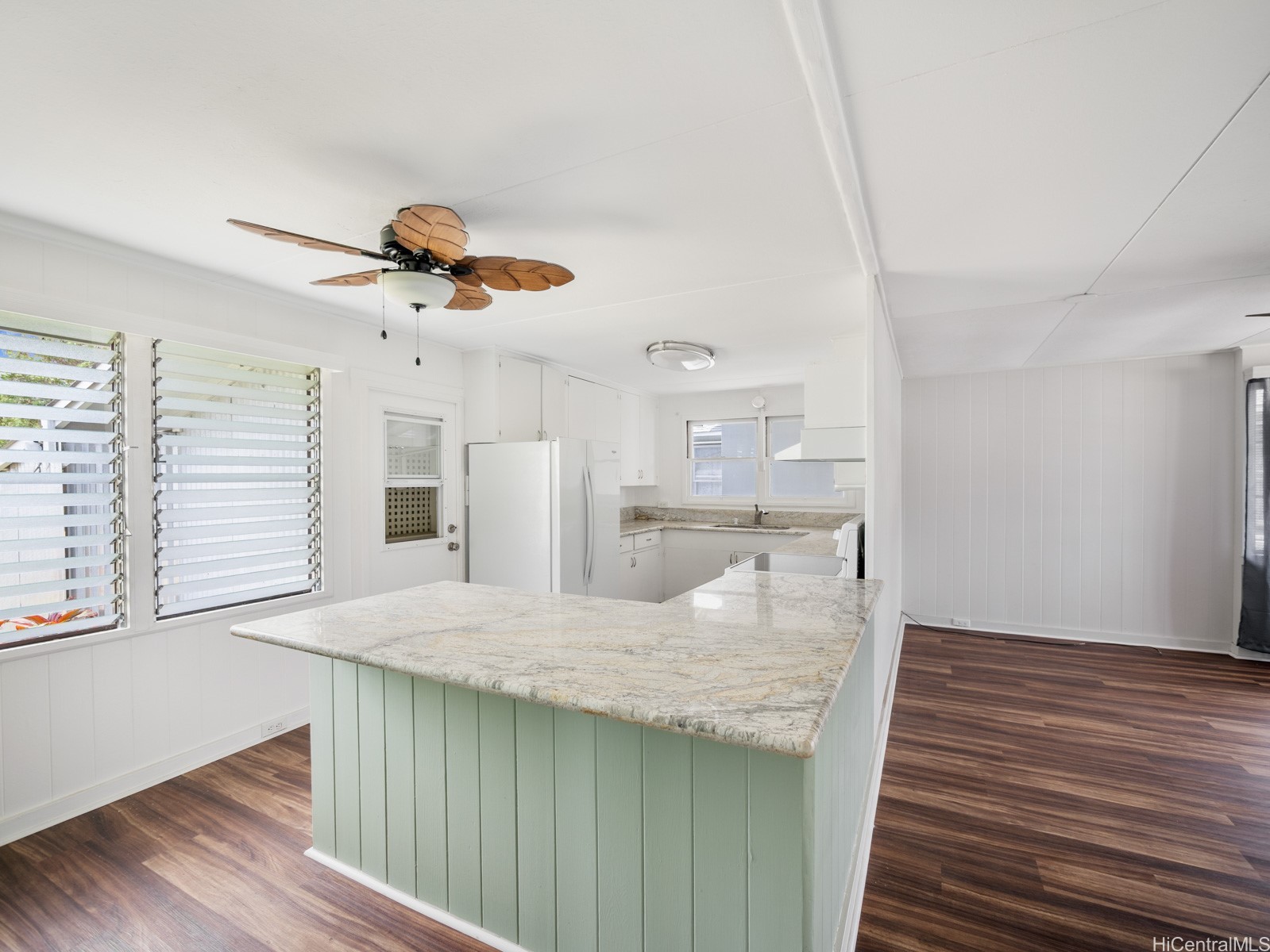 Kaneohe, Hawaii, 96744, United States, 5 Bedrooms Bedrooms, ,2 BathroomsBathrooms,Residential,For Sale,1999121