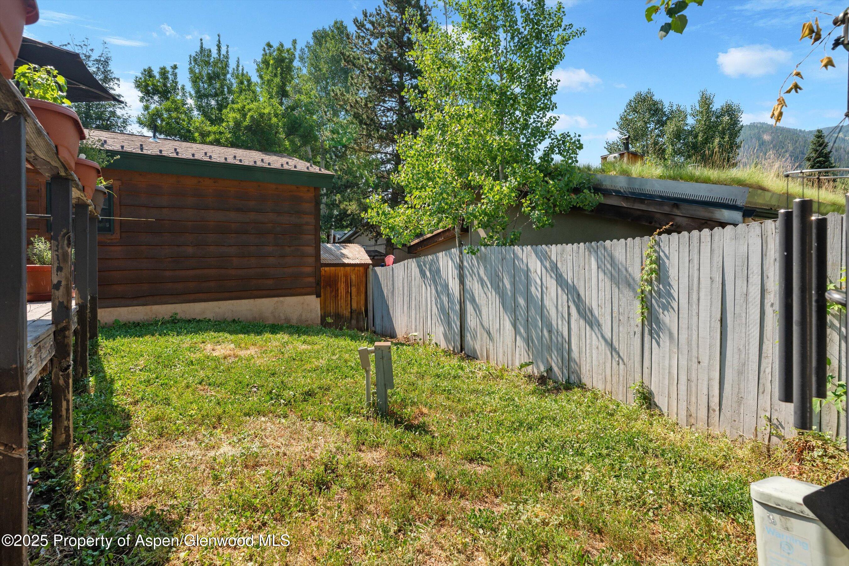 Aspen, Colorado, 81611, United States, 2 Bedrooms Bedrooms, ,1 BathroomBathrooms,Residential,For Sale,1927391