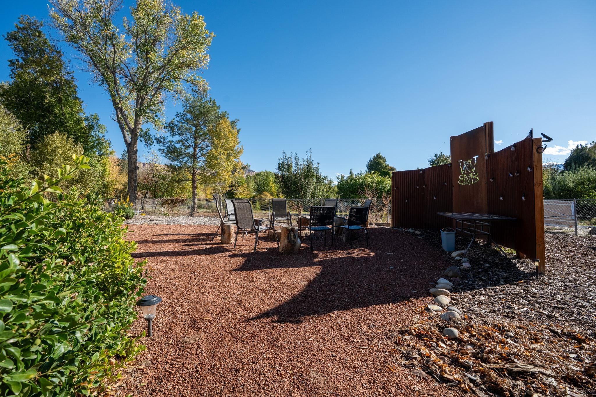 Palisade, Colorado, 81526, United States, 5 Bedrooms Bedrooms, ,6 BathroomsBathrooms,Residential,For Sale,2007514