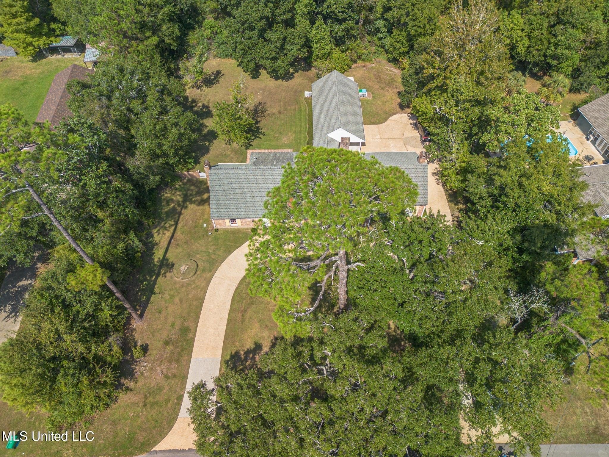 Gulfport, Mississippi, 39507, United States, 4 Bedrooms Bedrooms, ,4 BathroomsBathrooms,Residential,For Sale,1977287