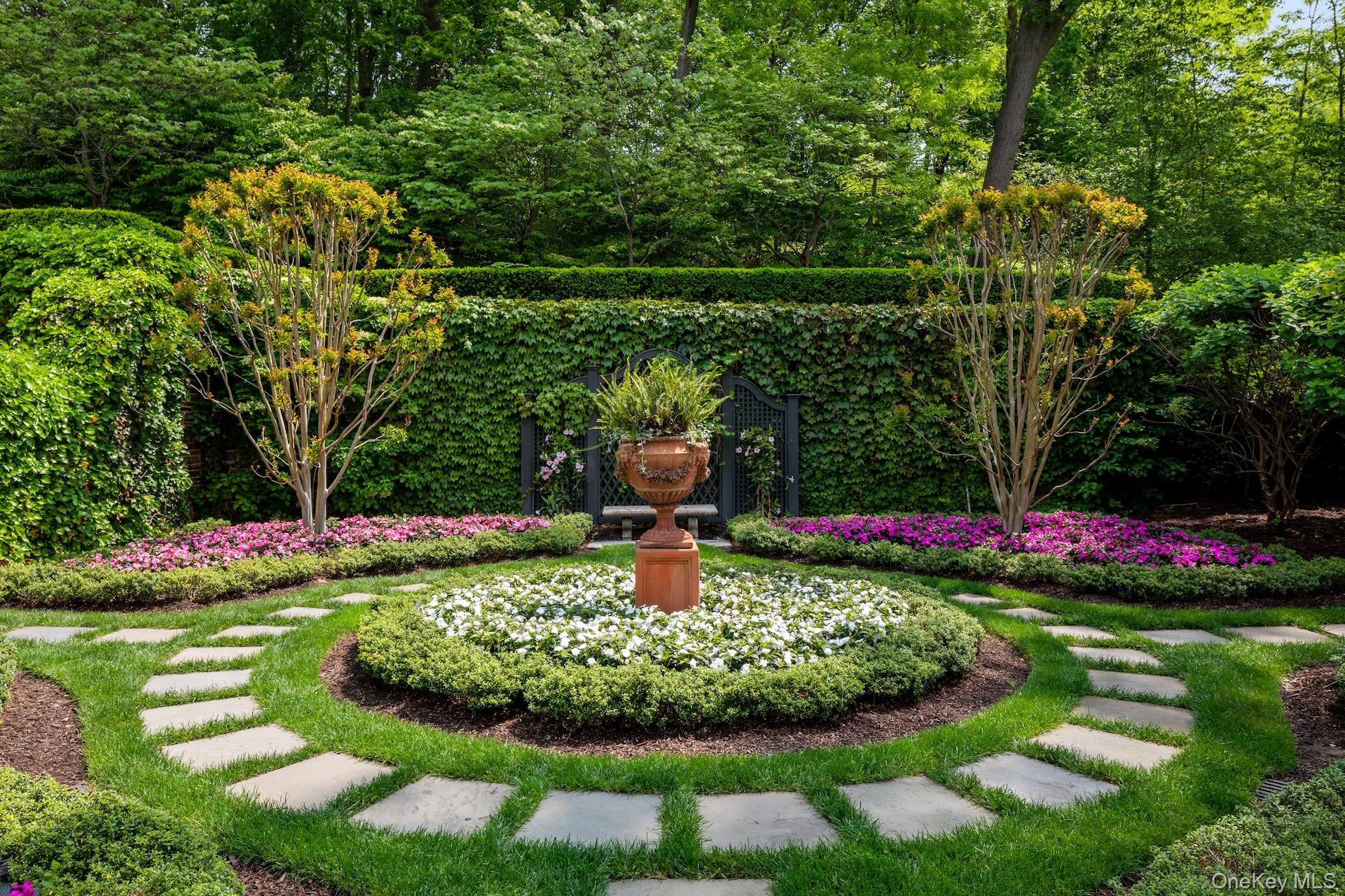  6 Spring Hill Lane, Old Westbury, NY, 11568 - 物件實景