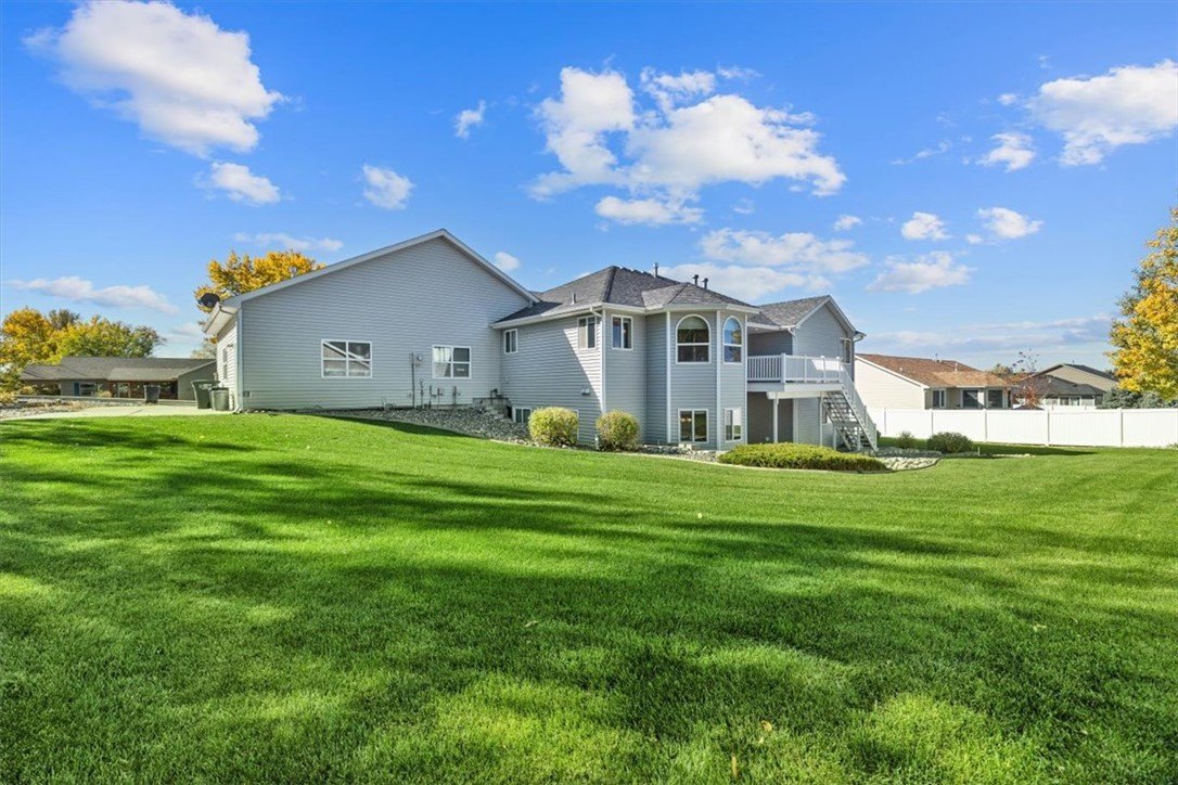 Billings, Montana, 59105, United States, 5 Bedrooms Bedrooms, ,4 BathroomsBathrooms,Residential,For Sale,1976913