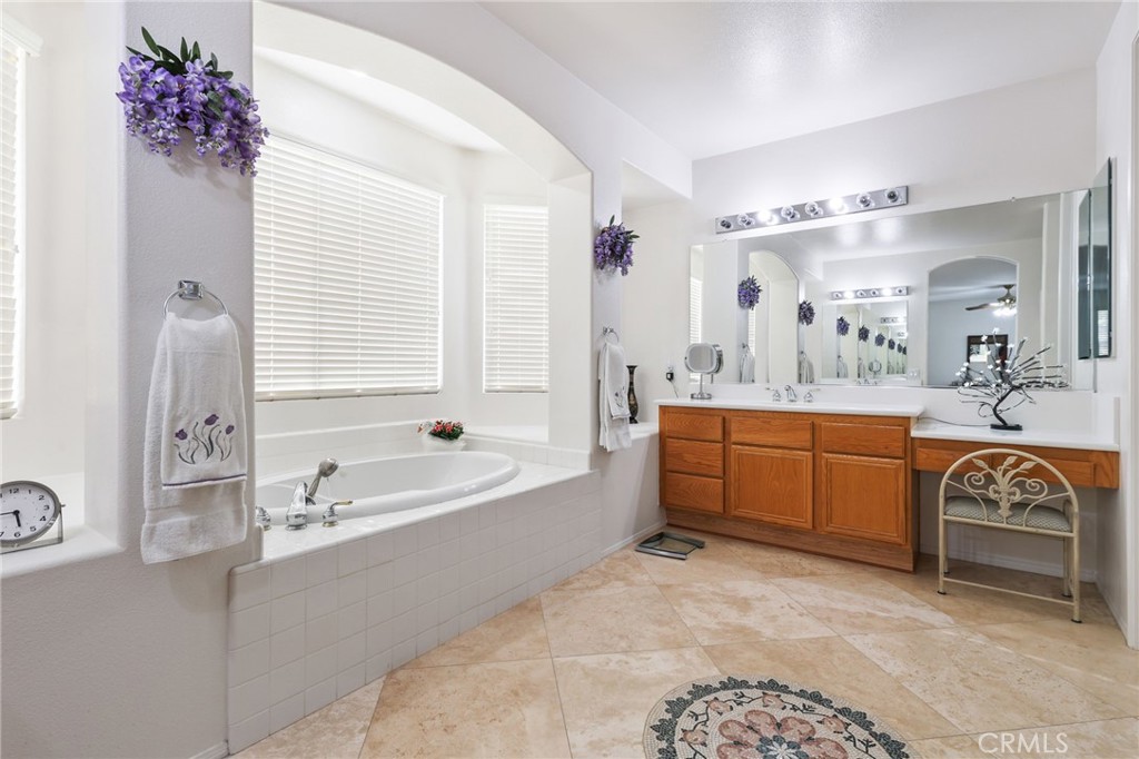 Riverside, California, 92503, United States, 5 Bedrooms Bedrooms, ,4 BathroomsBathrooms,Residential,For Sale,1849957